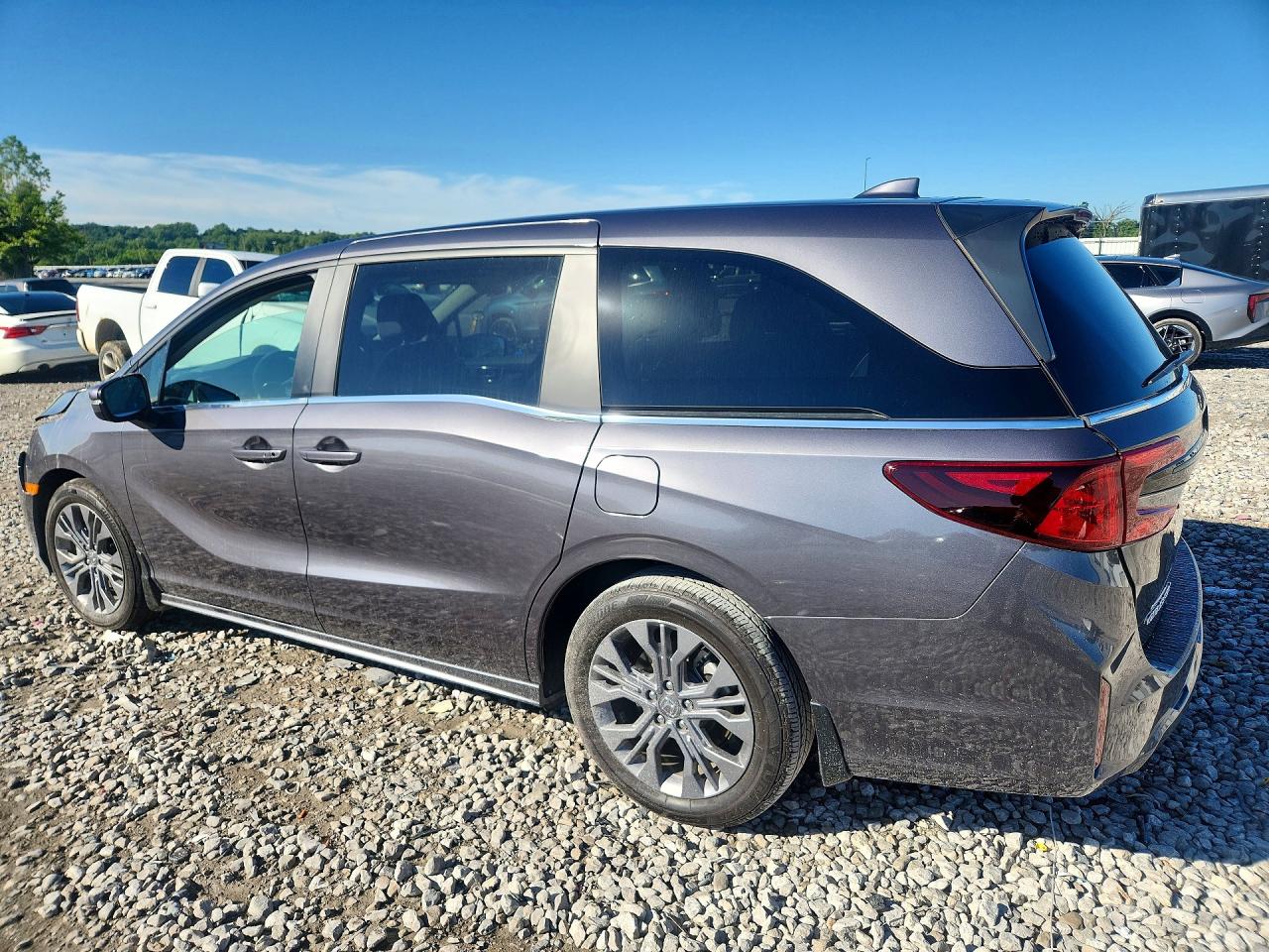 2026 Honda Odyssey Touring Gray vin: 5FNRL6H82TB000423