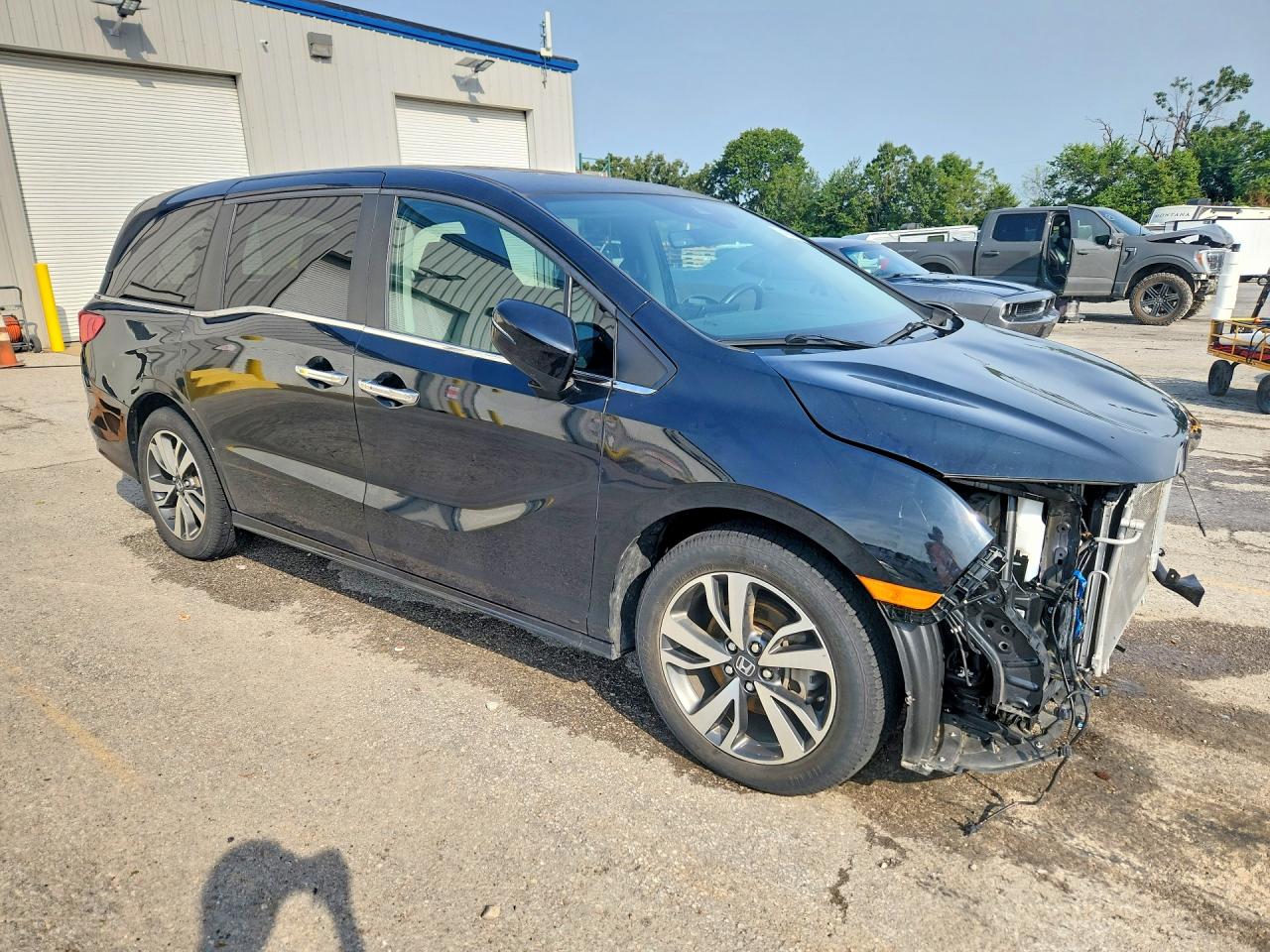 2022 Honda Odyssey Touring Black vin: 5FNRL6H83NB038083
