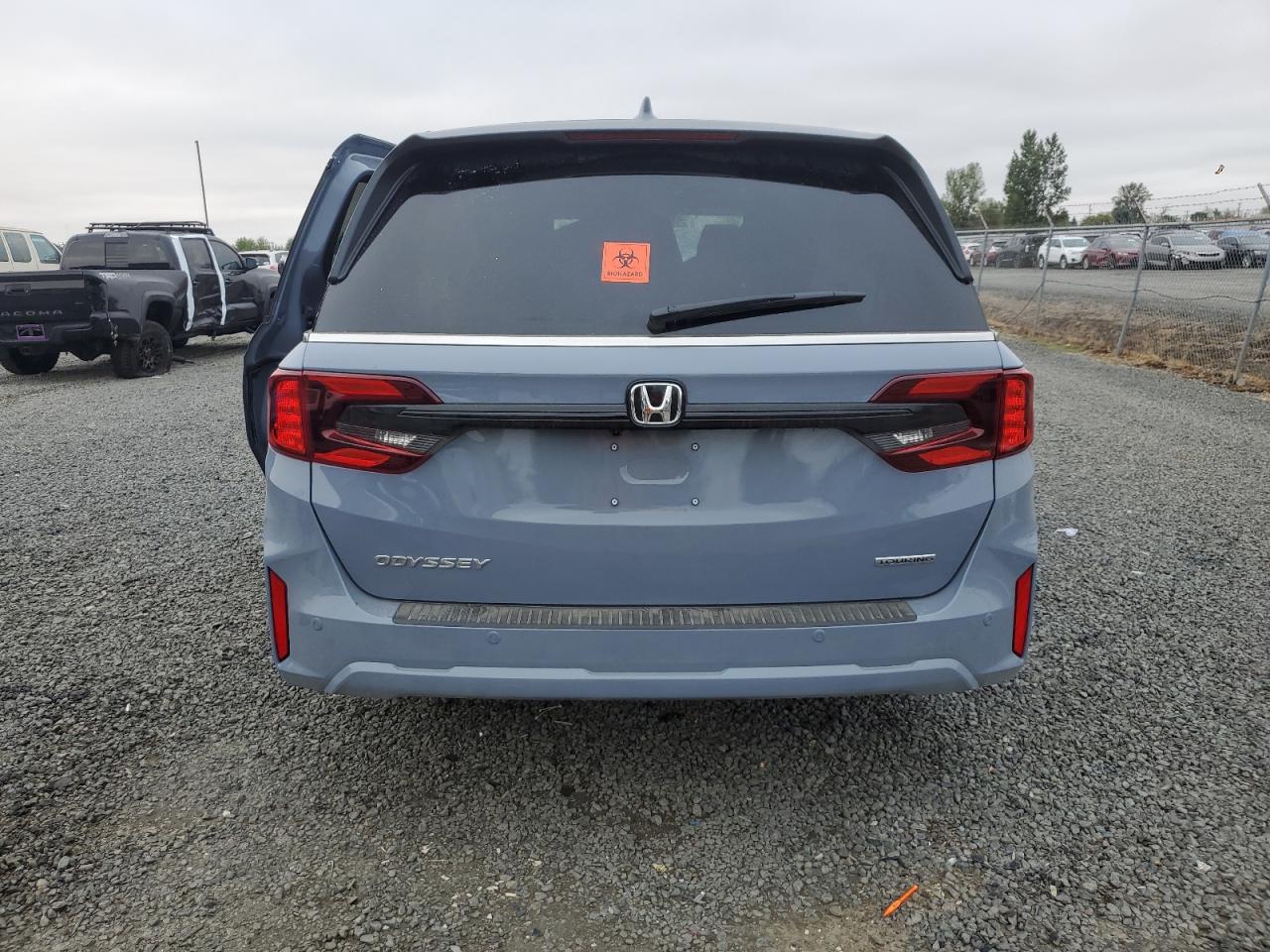 2025 Honda Odyssey Touring Turquoise vin: 5FNRL6H84SB069709