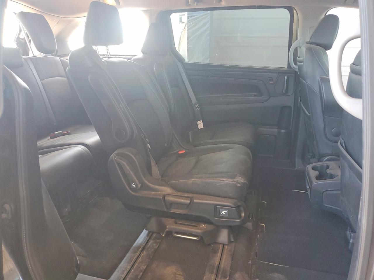 2024 Honda Odyssey Touring Gray vin: 5FNRL6H85RB016267