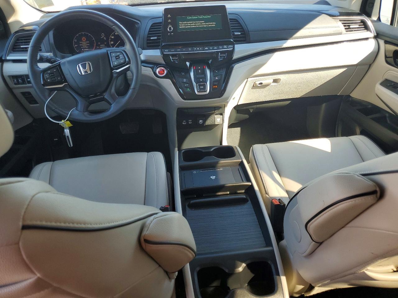 2025 Honda Odyssey Touring Серебряный vin: 5FNRL6H85SB009289