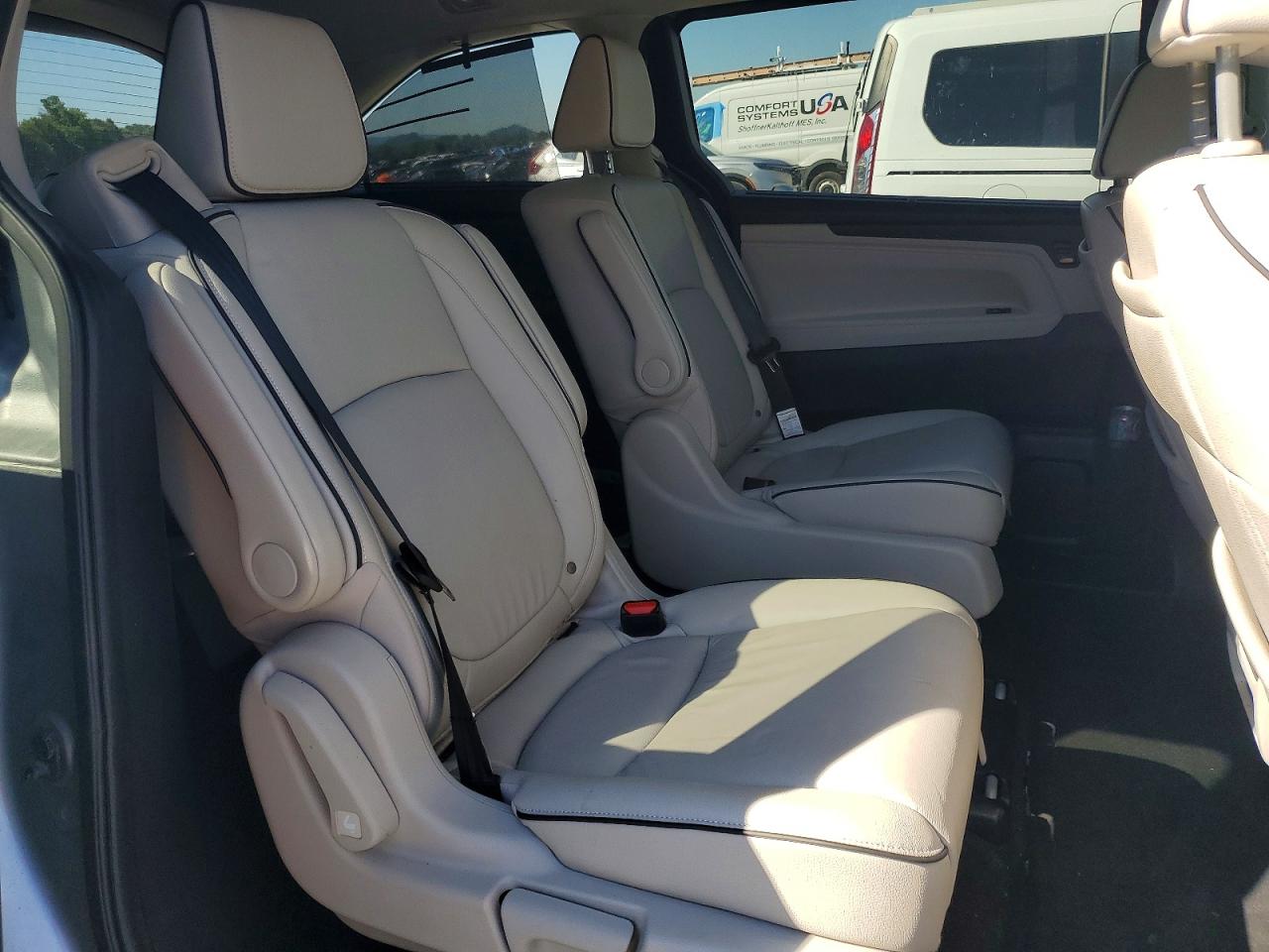 2025 Honda Odyssey Touring Серебряный vin: 5FNRL6H85SB009289