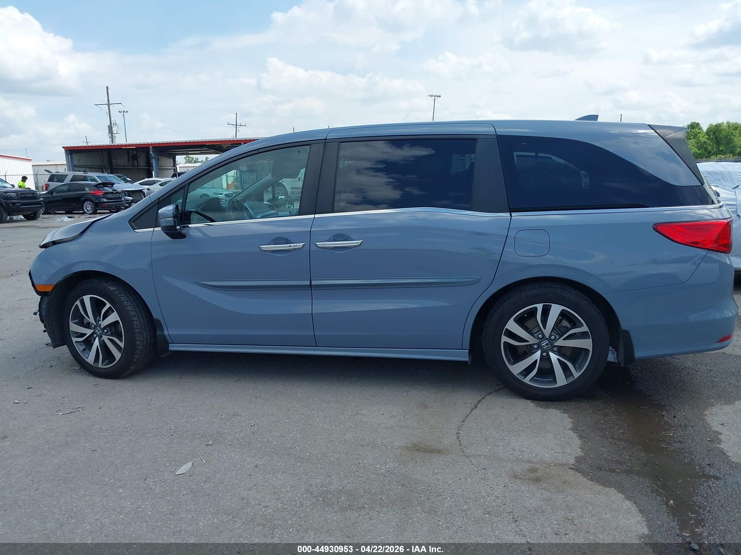 2023 Honda Odyssey Touring Серый vin: 5FNRL6H86PB013309