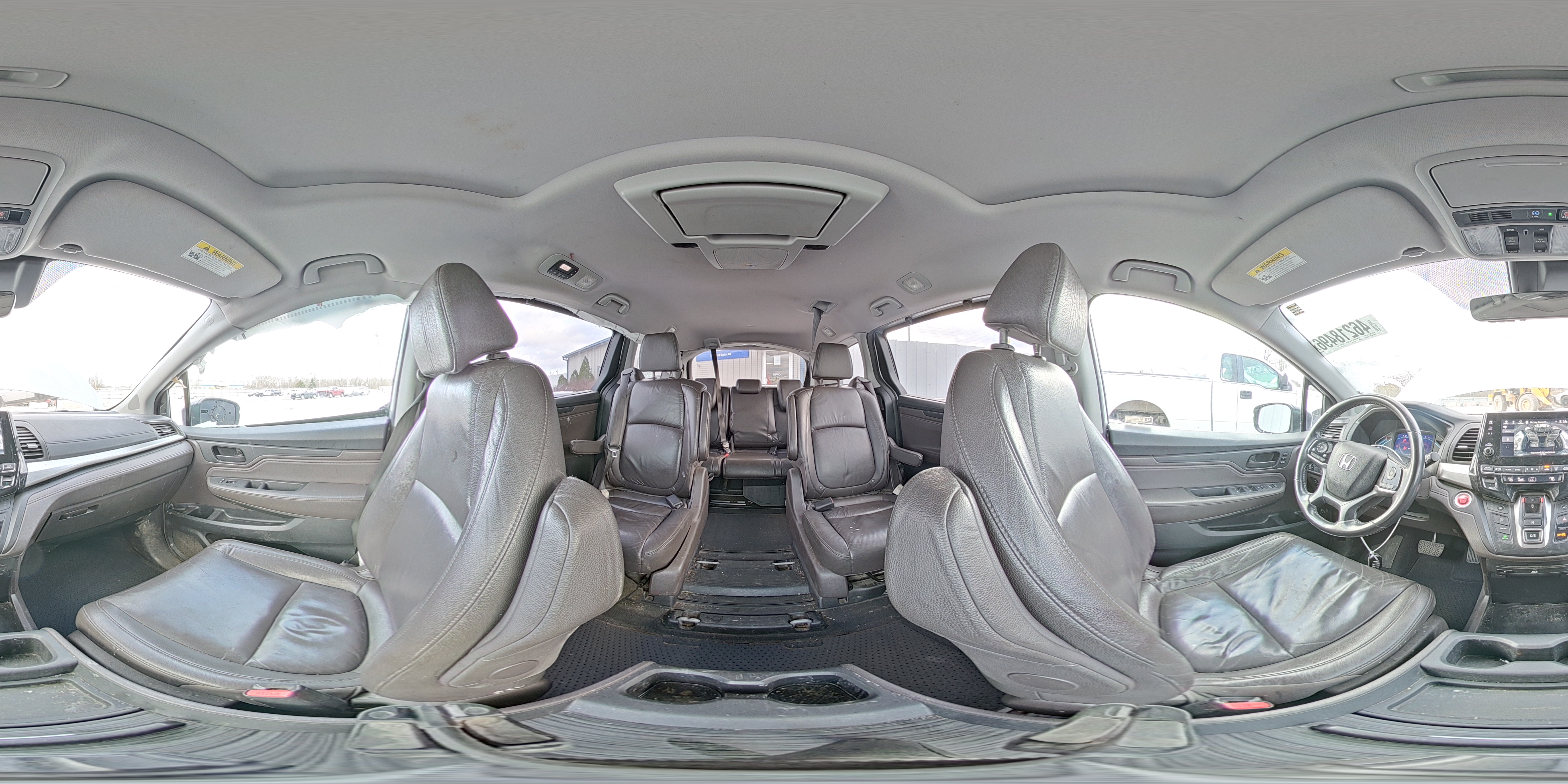 2018 Honda Odyssey Touring Серебряный vin: 5FNRL6H88JB078105