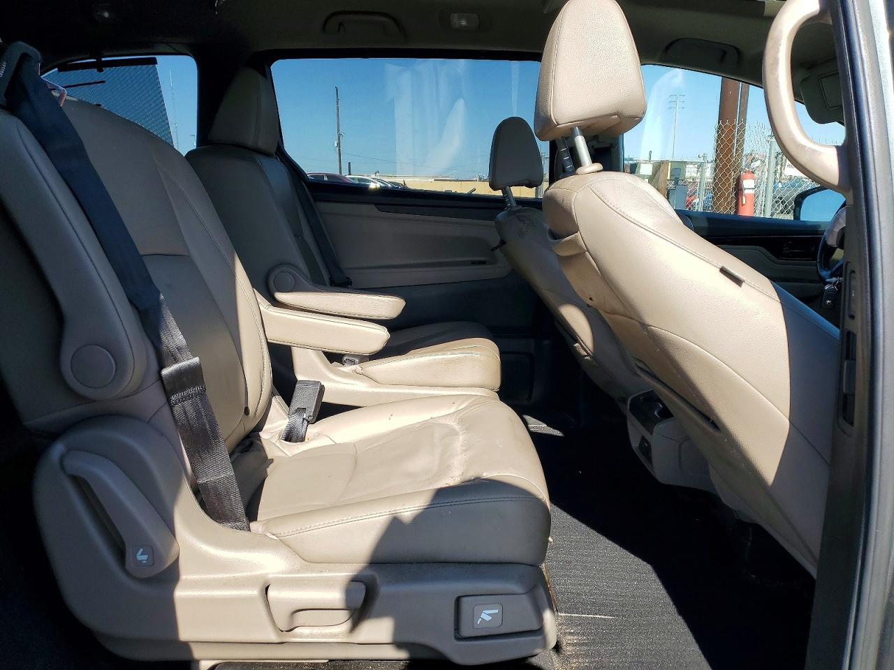 2019 Honda Odyssey Elite Gray vin: 5FNRL6H91KB073712