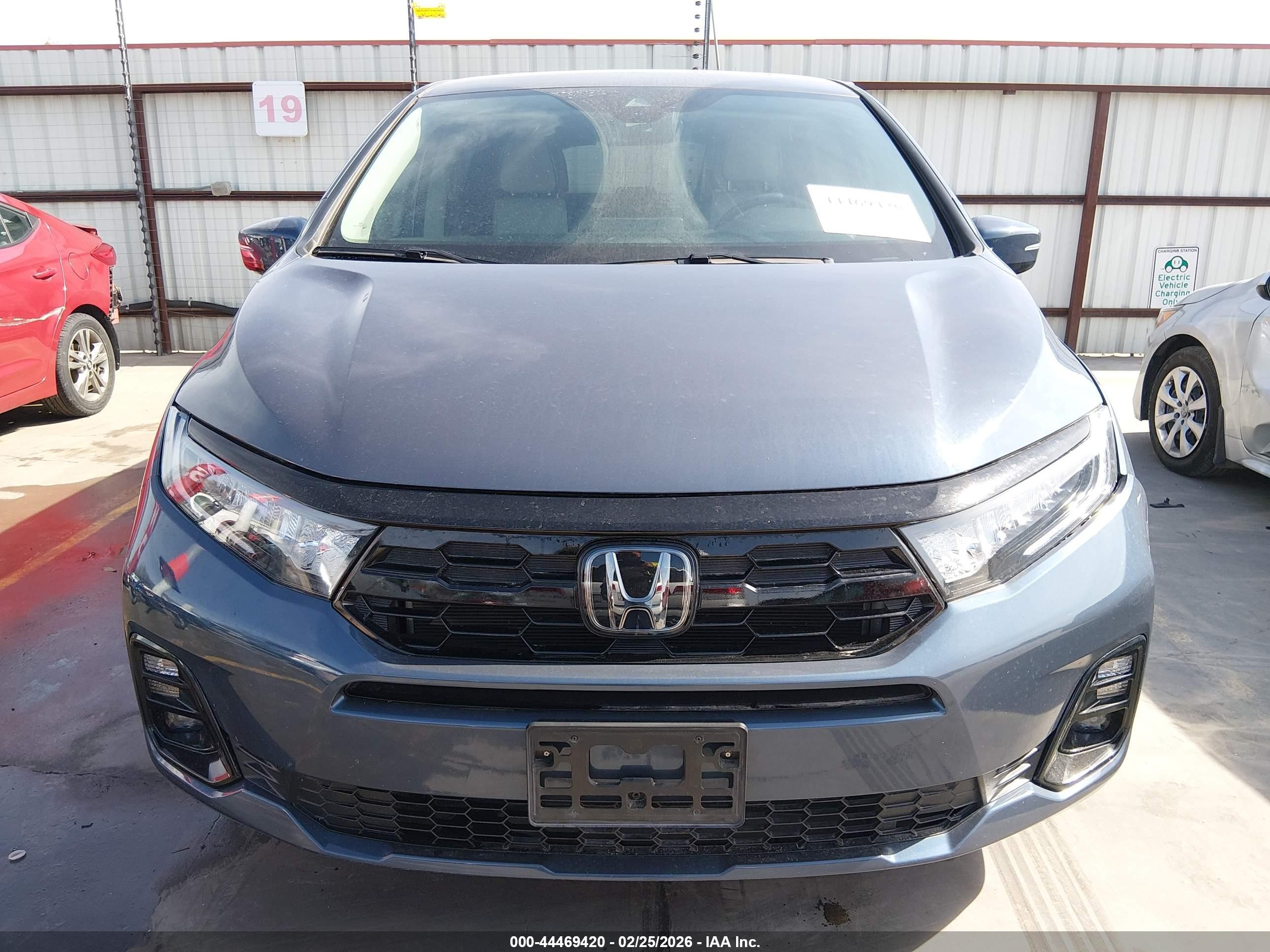 2025 Honda Odyssey Elite Blue vin: 5FNRL6H93SB017948