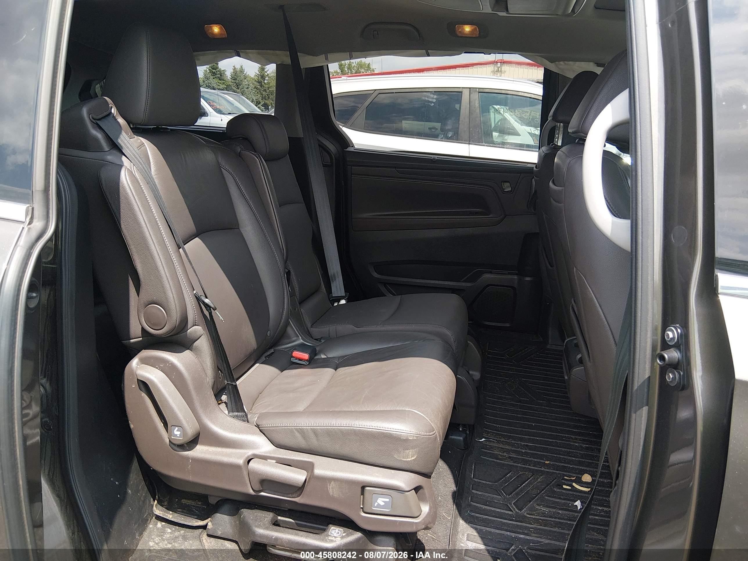 2018 Honda Odyssey Elite Brown vin: 5FNRL6H94JB055011