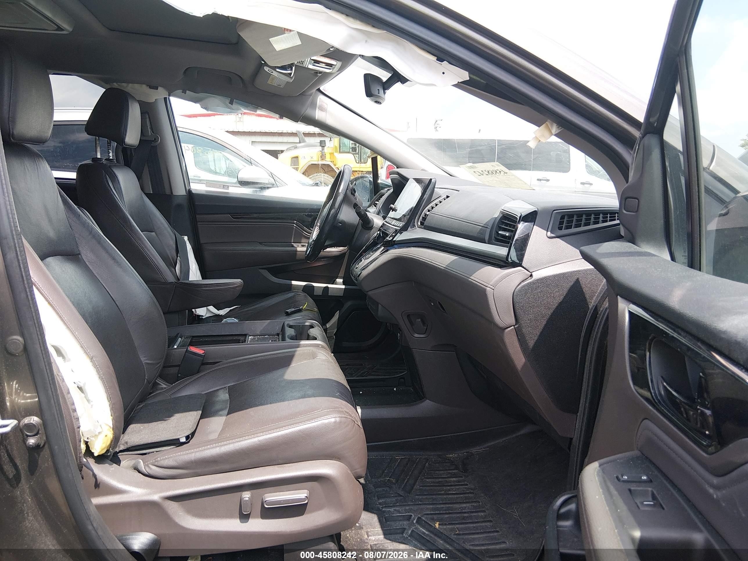 2018 Honda Odyssey Elite Brown vin: 5FNRL6H94JB055011