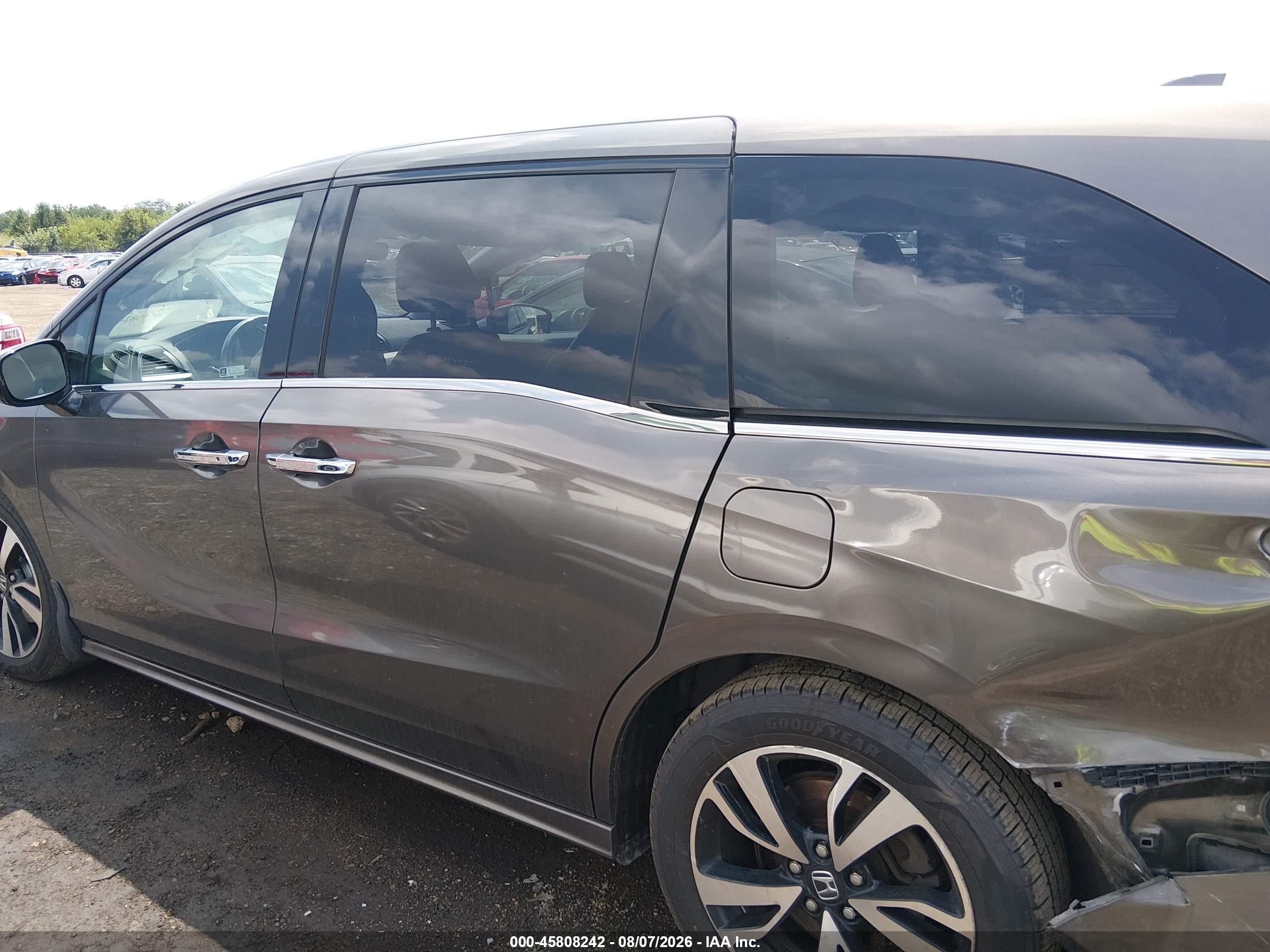 2018 Honda Odyssey Elite Brown vin: 5FNRL6H94JB055011