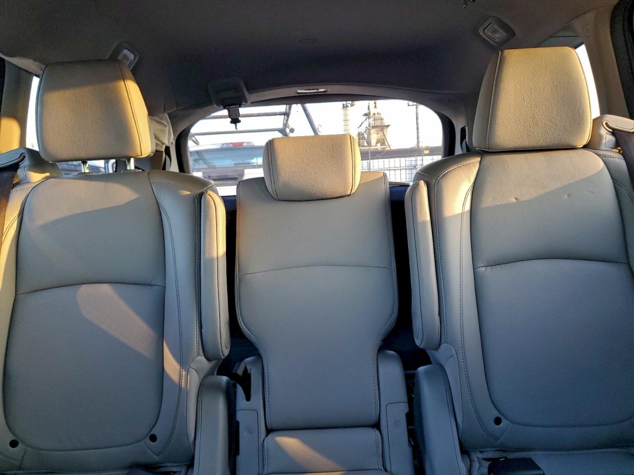 2019 Honda Odyssey Elite Gray vin: 5FNRL6H94KB016808
