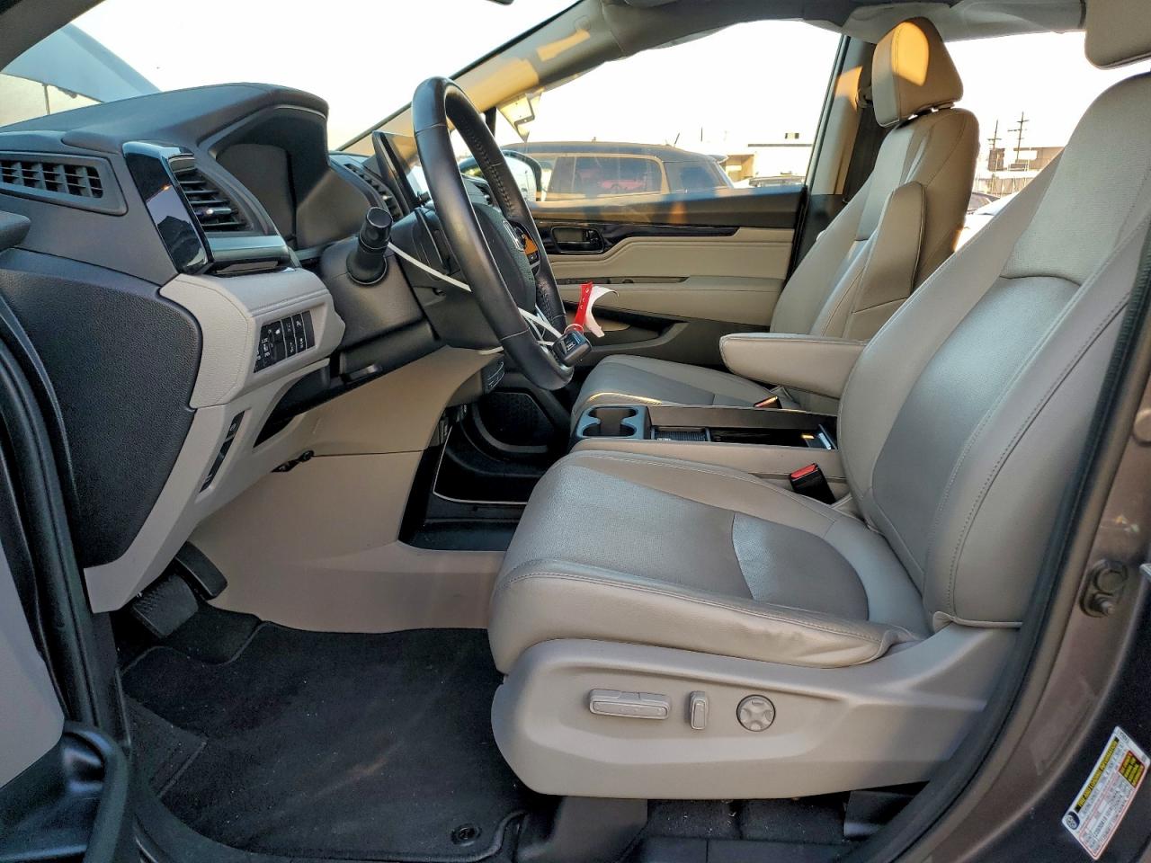 2019 Honda Odyssey Elite Gray vin: 5FNRL6H94KB016808