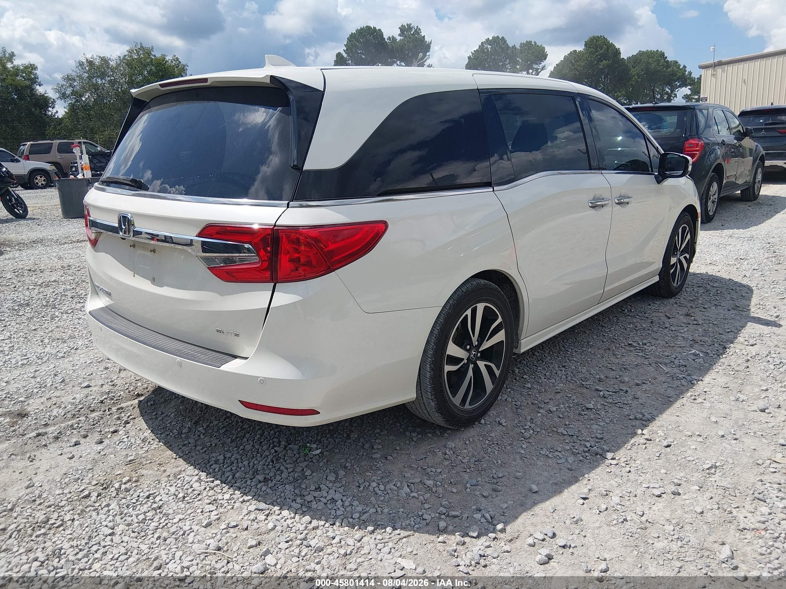 2019 Honda Odyssey Elite White vin: 5FNRL6H96KB053181