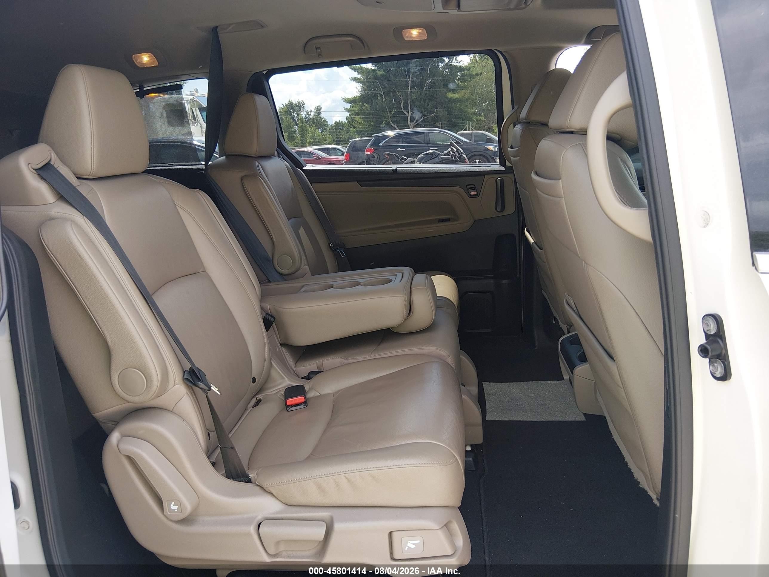 2019 Honda Odyssey Elite White vin: 5FNRL6H96KB053181