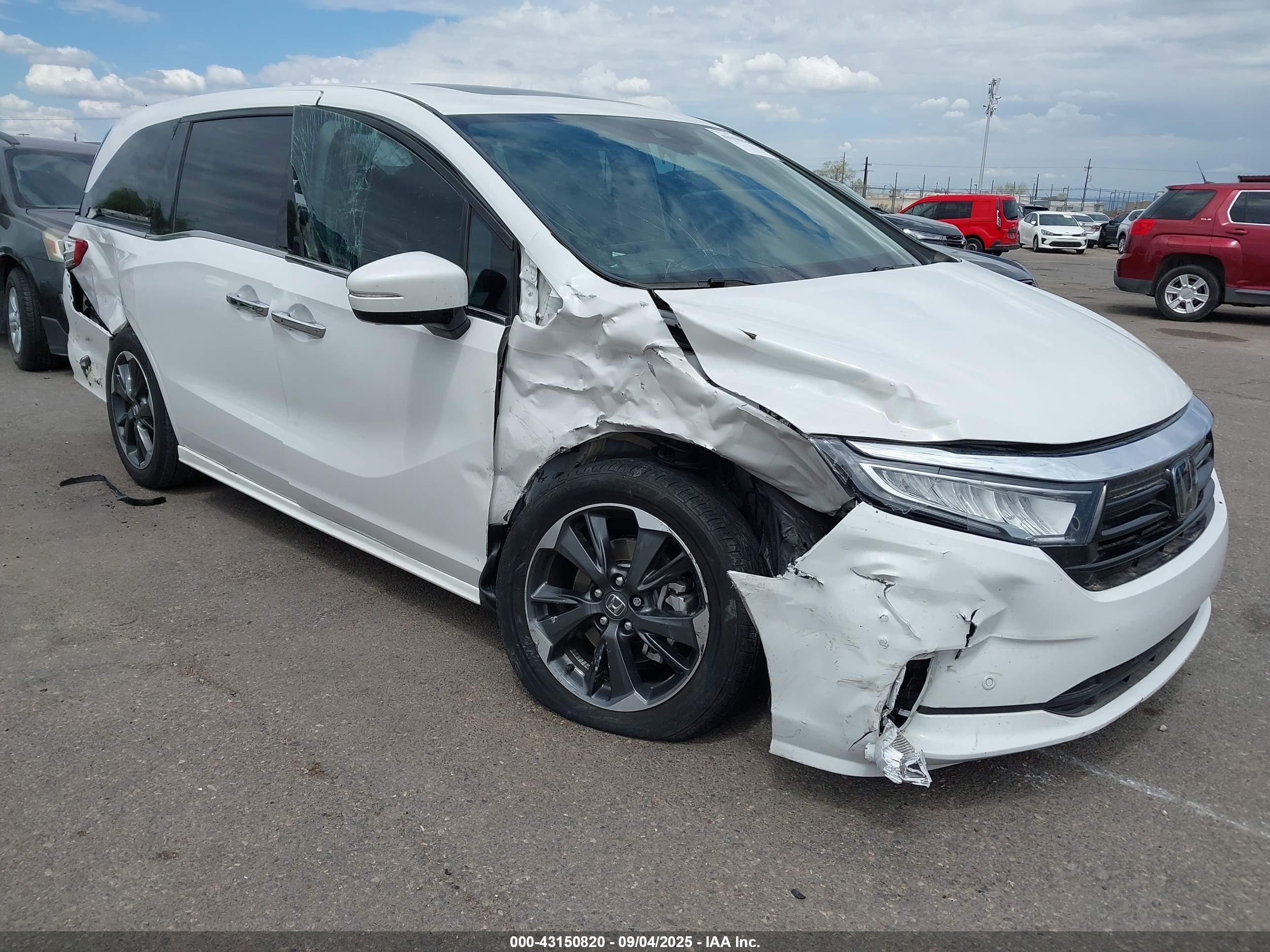 2024 Honda Odyssey Elite White vin: 5FNRL6H96RB042546