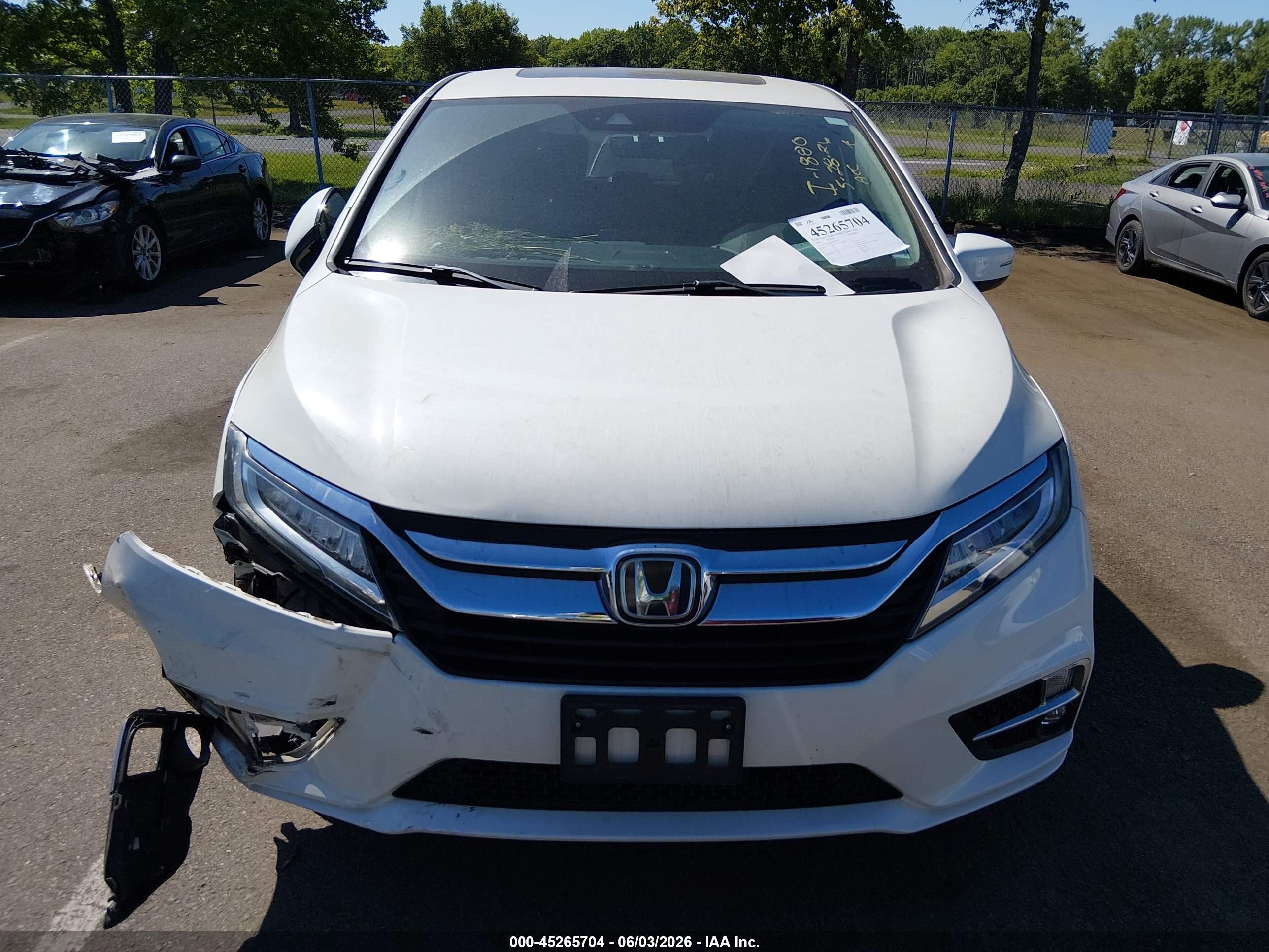 2019 Honda Odyssey Elite White vin: 5FNRL6H98KB117897