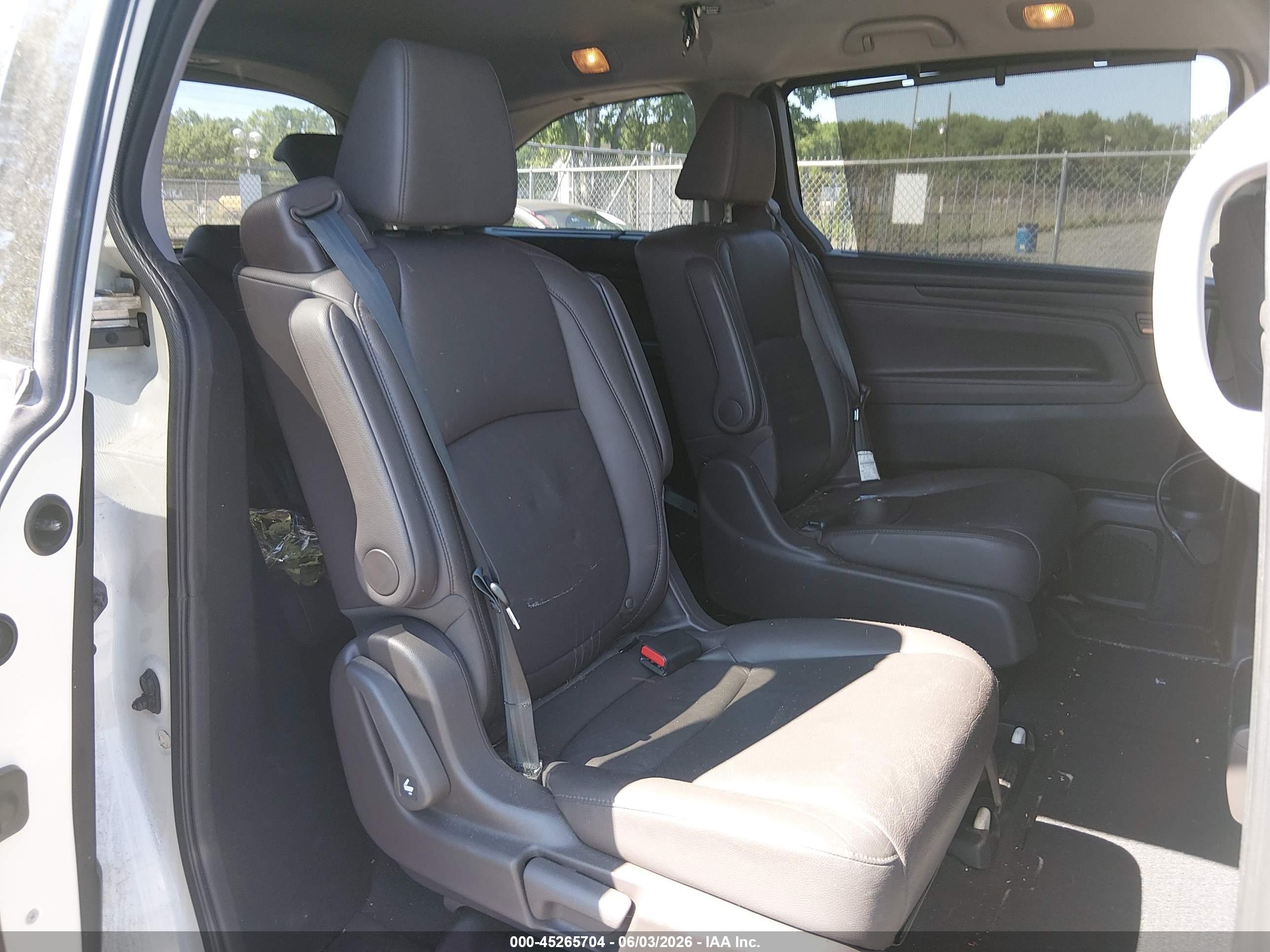 2019 Honda Odyssey Elite White vin: 5FNRL6H98KB117897