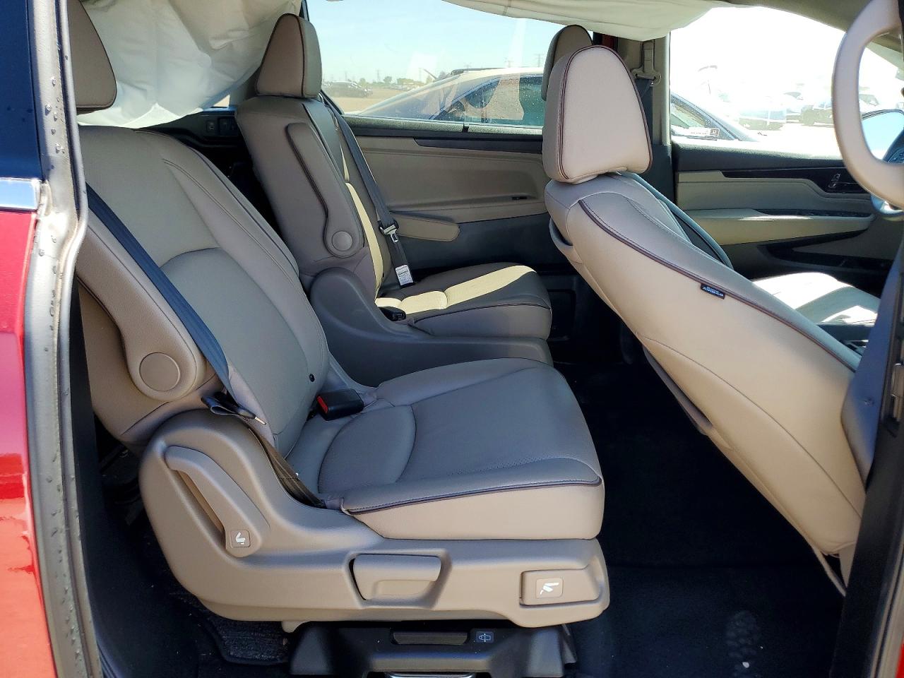 2024 Honda Odyssey Elite Red vin: 5FNRL6H9XRB003779