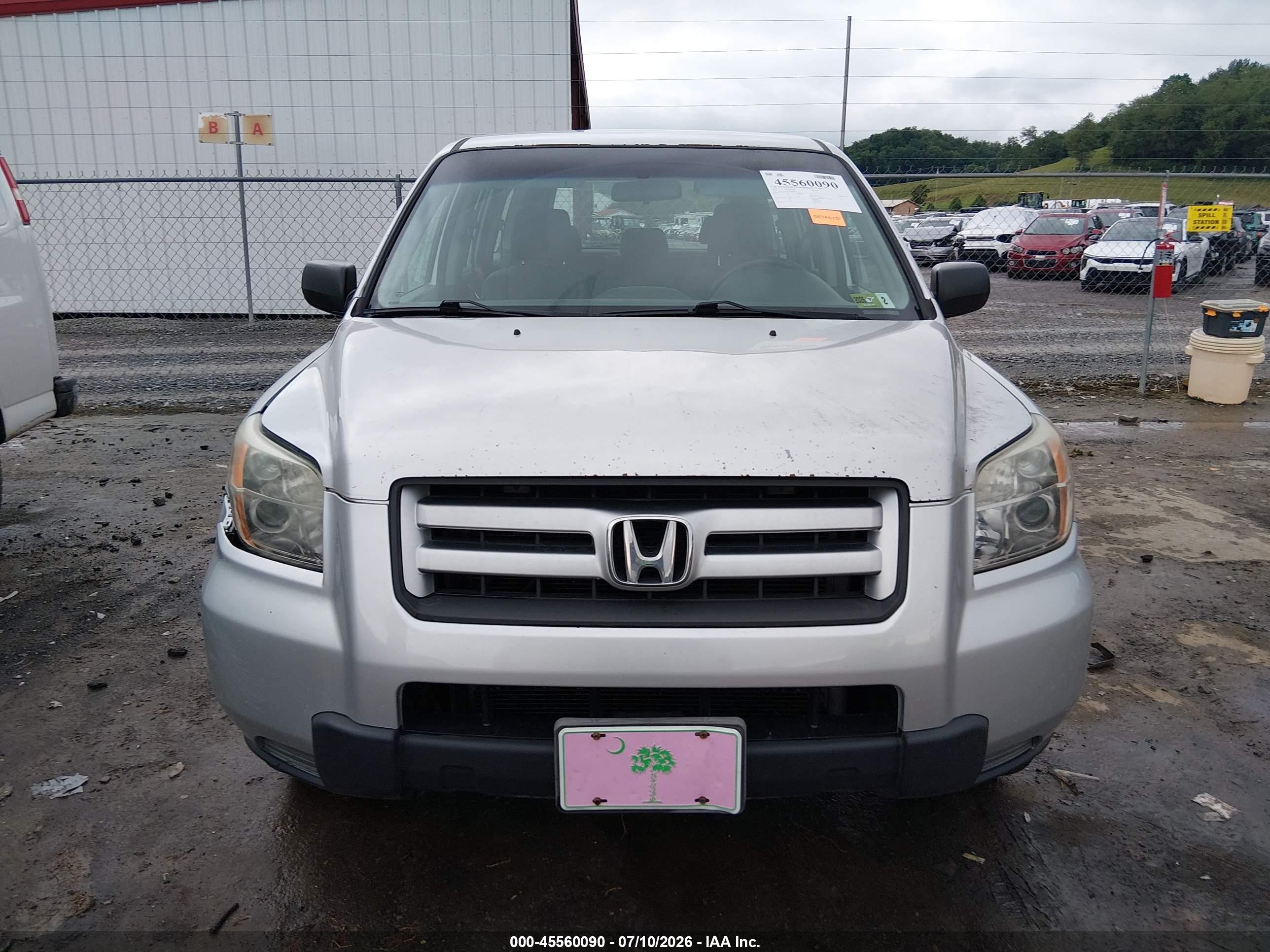 2007 Honda Pilot Lx Silver vin: 5FNYF18117B024436