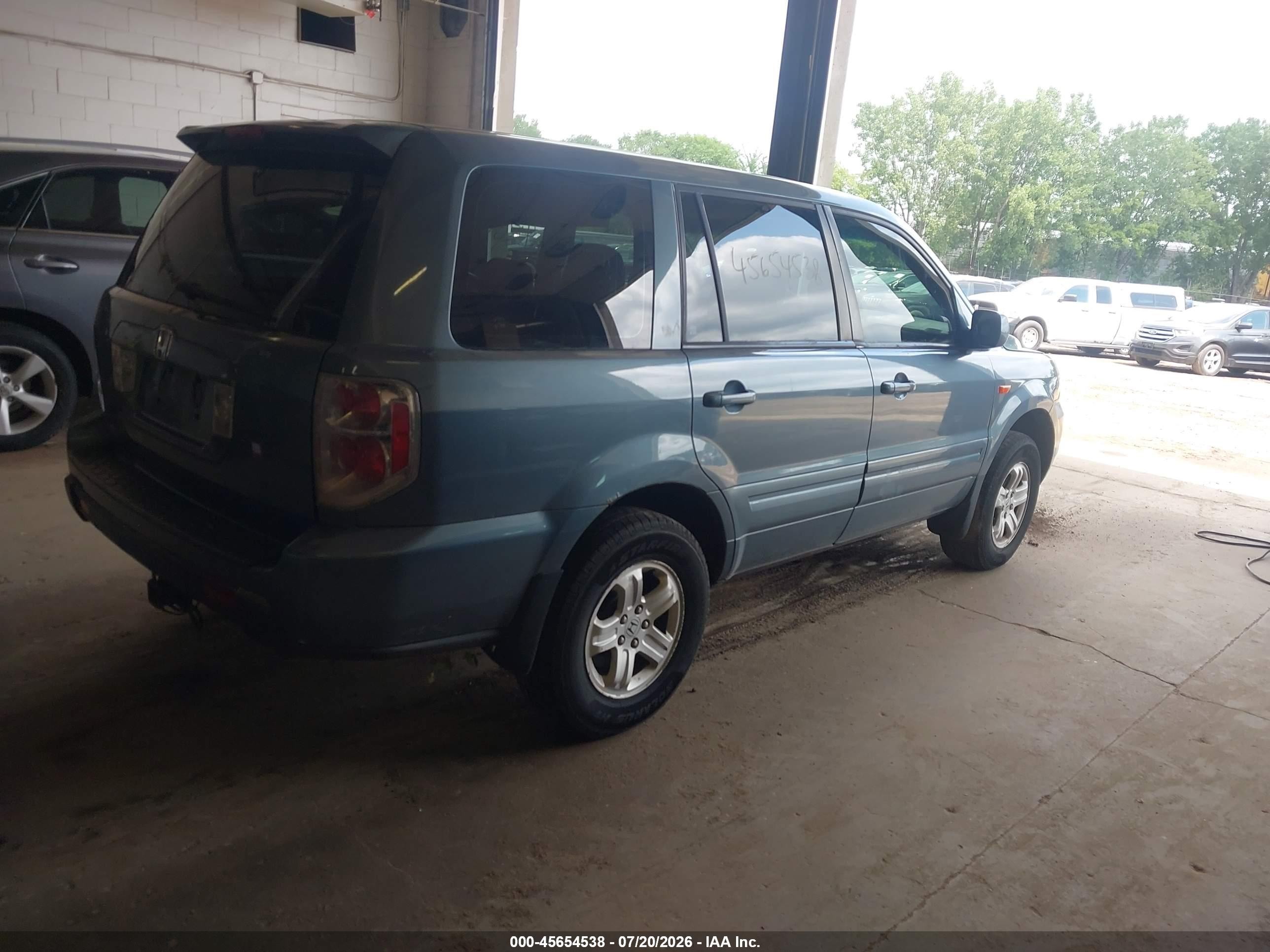 2006 Honda Pilot Lx Gray vin: 5FNYF18146B021254