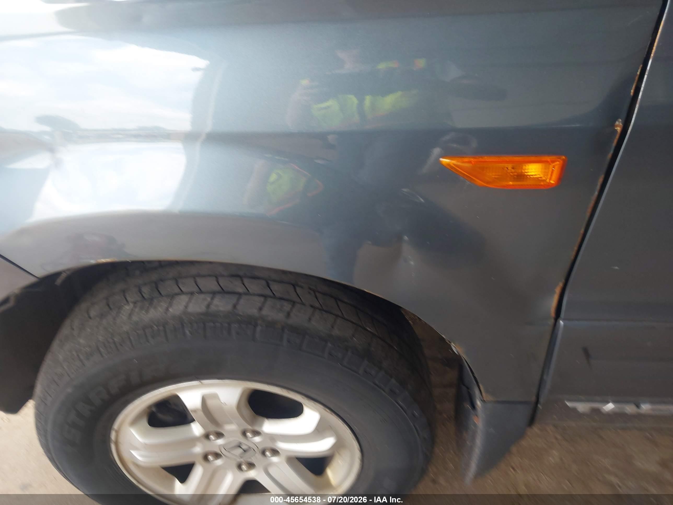 2006 Honda Pilot Lx Gray vin: 5FNYF18146B021254