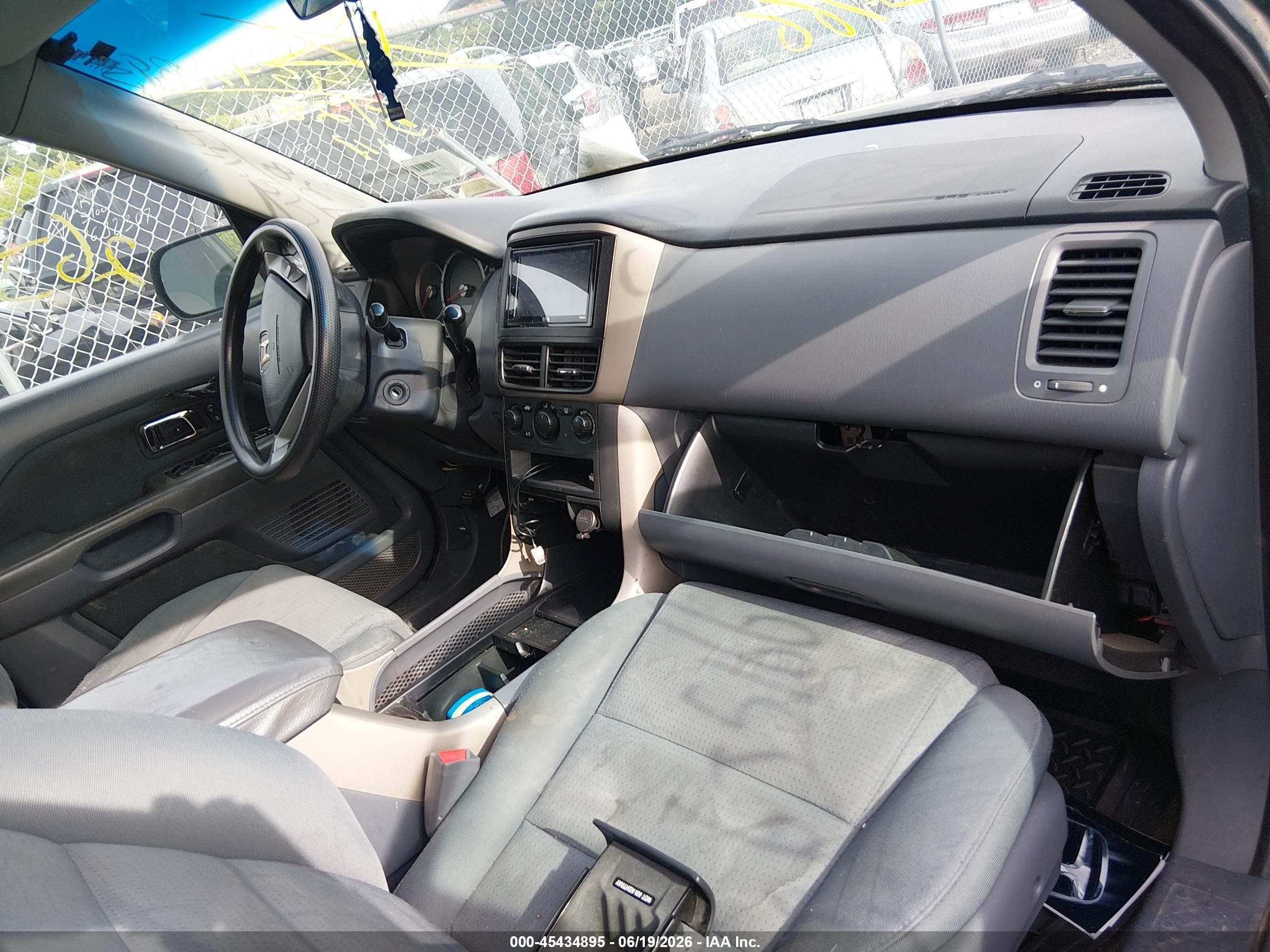 2007 Honda Pilot Lx Blue vin: 5FNYF18157B018641