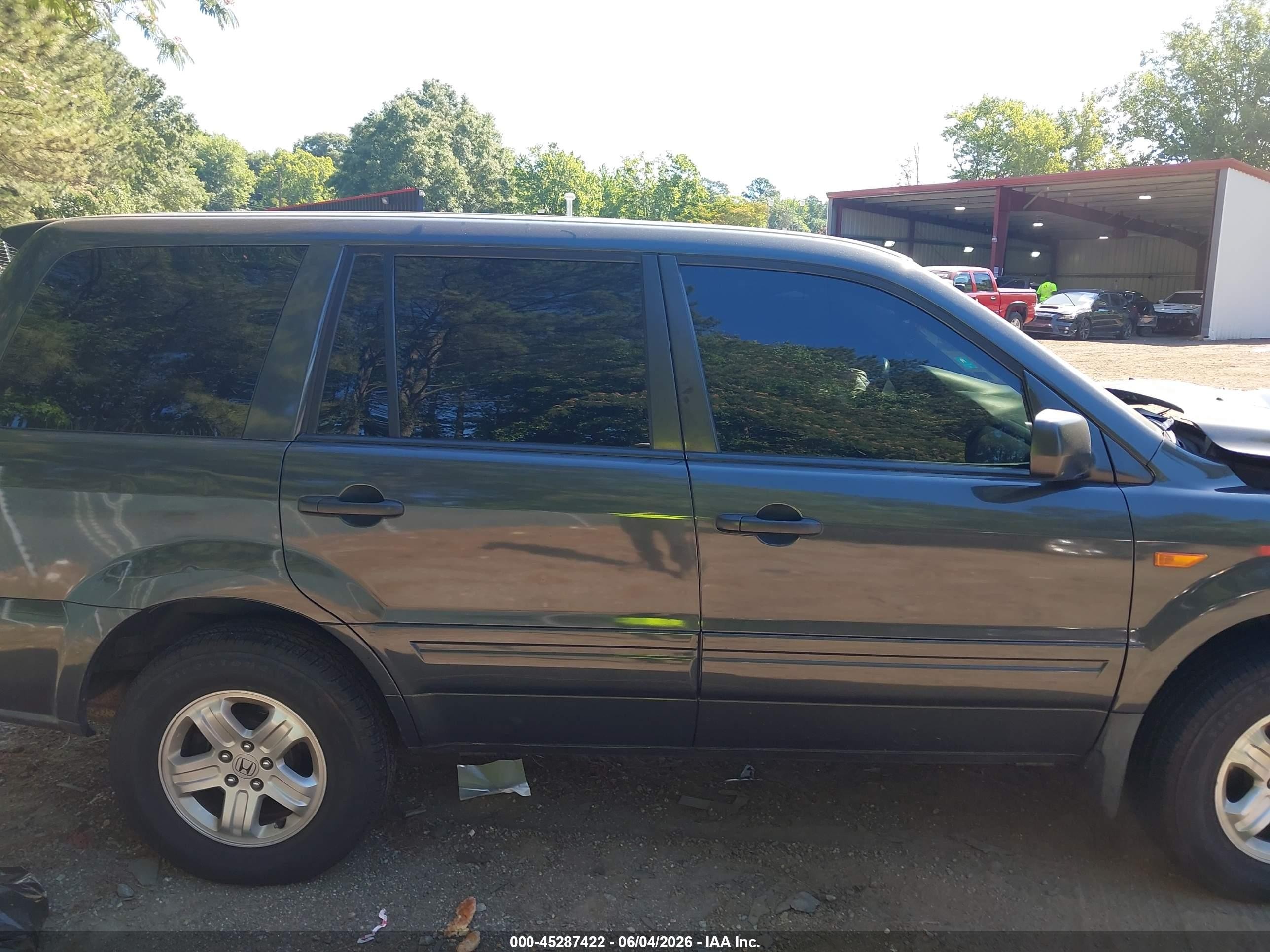 2006 Honda Pilot Lx Серый vin: 5FNYF18166B025838