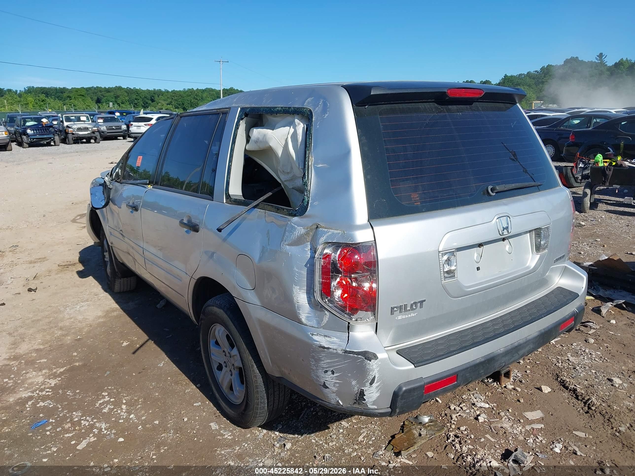 2006 Honda Pilot Lx Серебряный vin: 5FNYF18176B012127