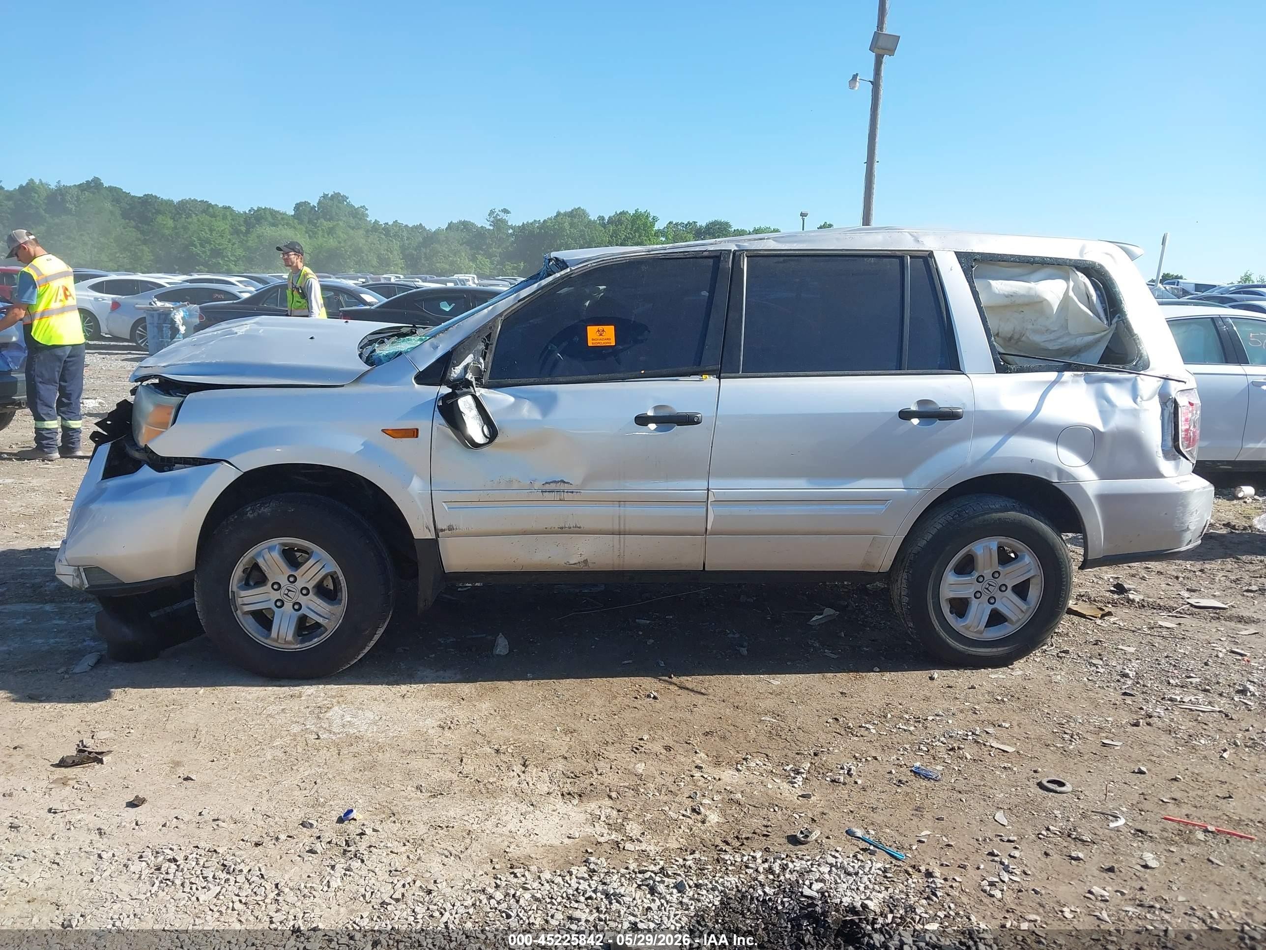 2006 Honda Pilot Lx Серебряный vin: 5FNYF18176B012127