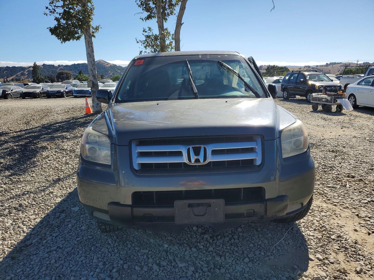 2007 Honda Pilot Lx Gray vin: 5FNYF18177B028412