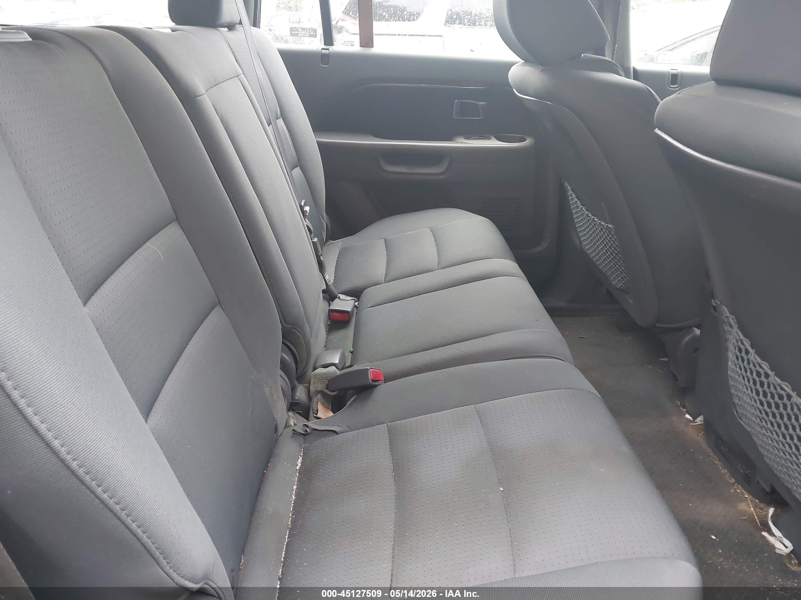 2006 Honda Pilot Lx Blue vin: 5FNYF18196B016342