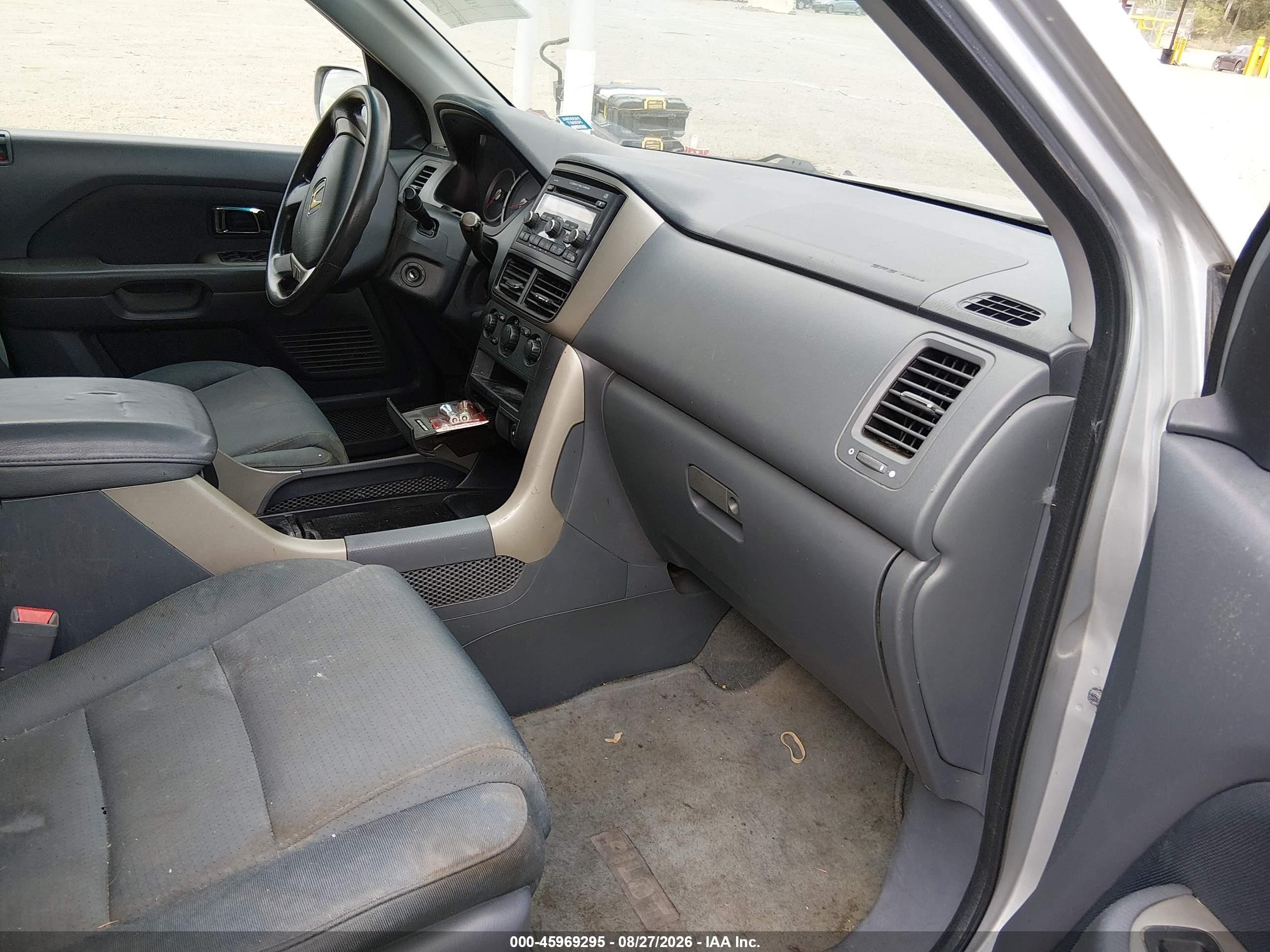 2008 Honda Pilot Vp Silver vin: 5FNYF18208B054442