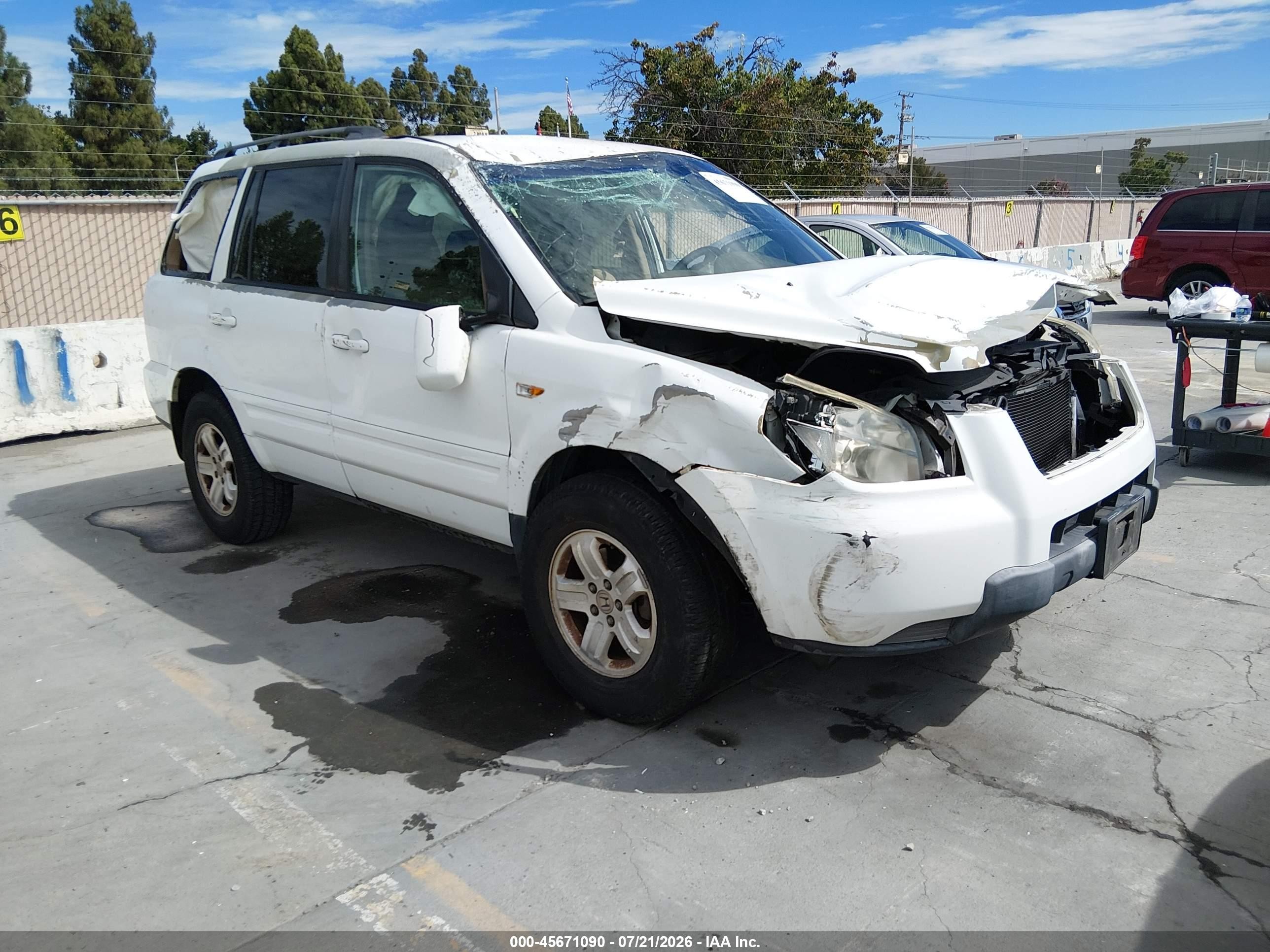 2008 Honda Pilot Vp White vin: 5FNYF18248B046148