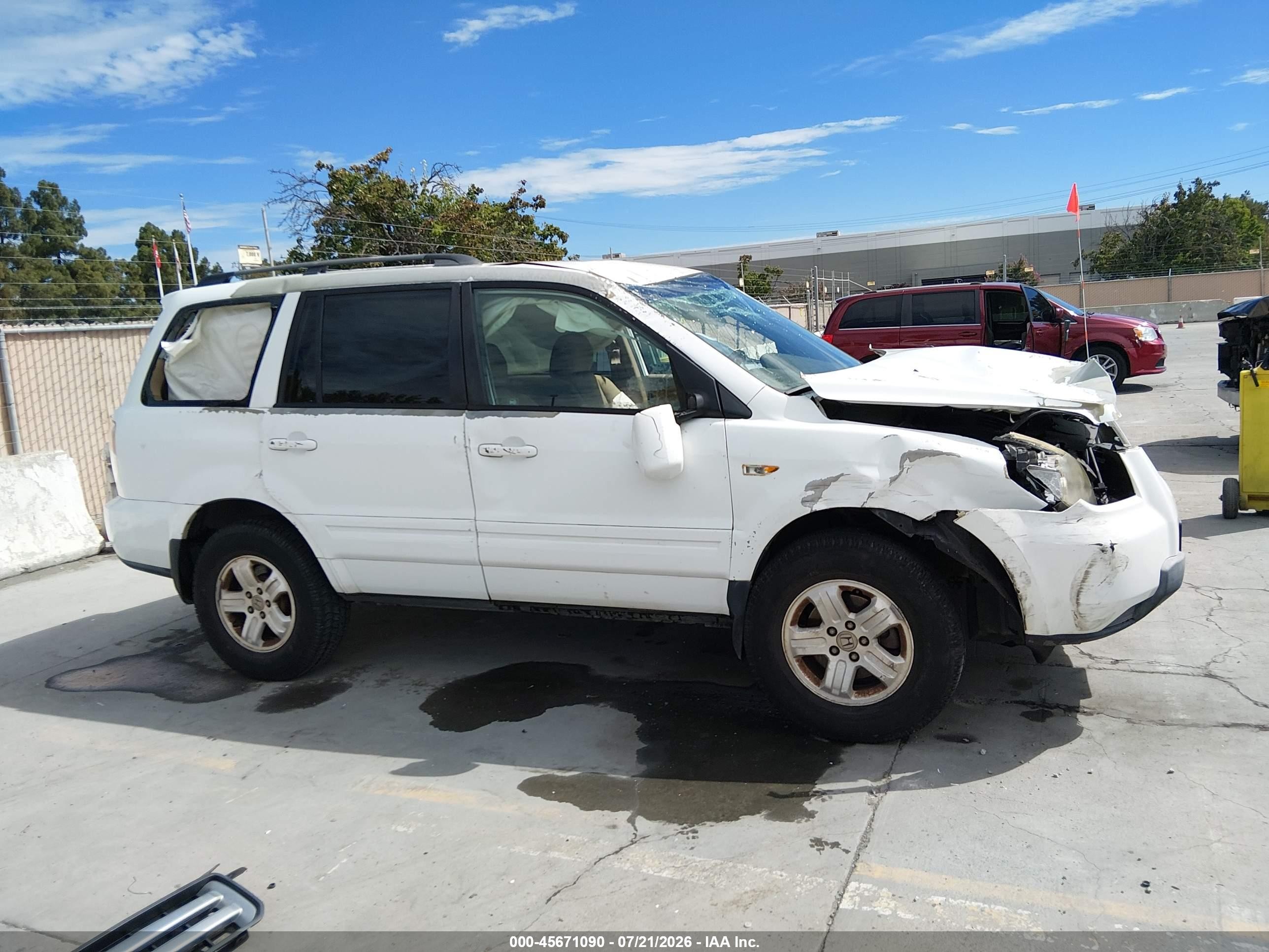 2008 Honda Pilot Vp White vin: 5FNYF18248B046148