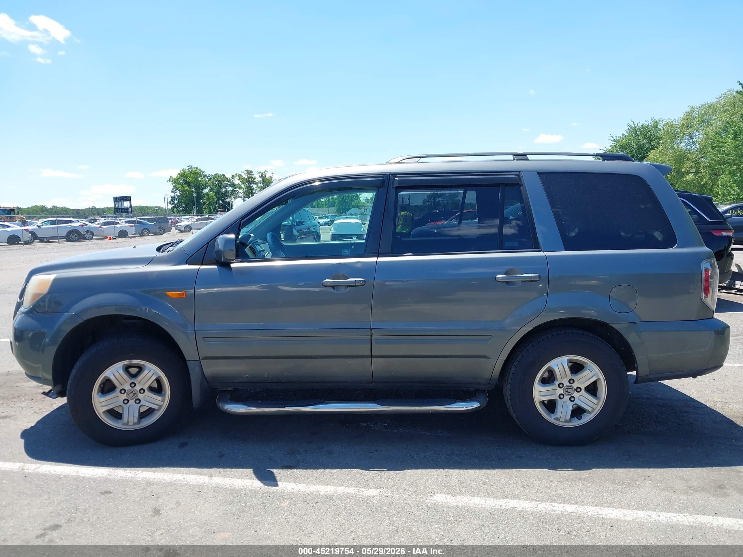 2008 Honda Pilot Vp Gray vin: 5FNYF18268B003124