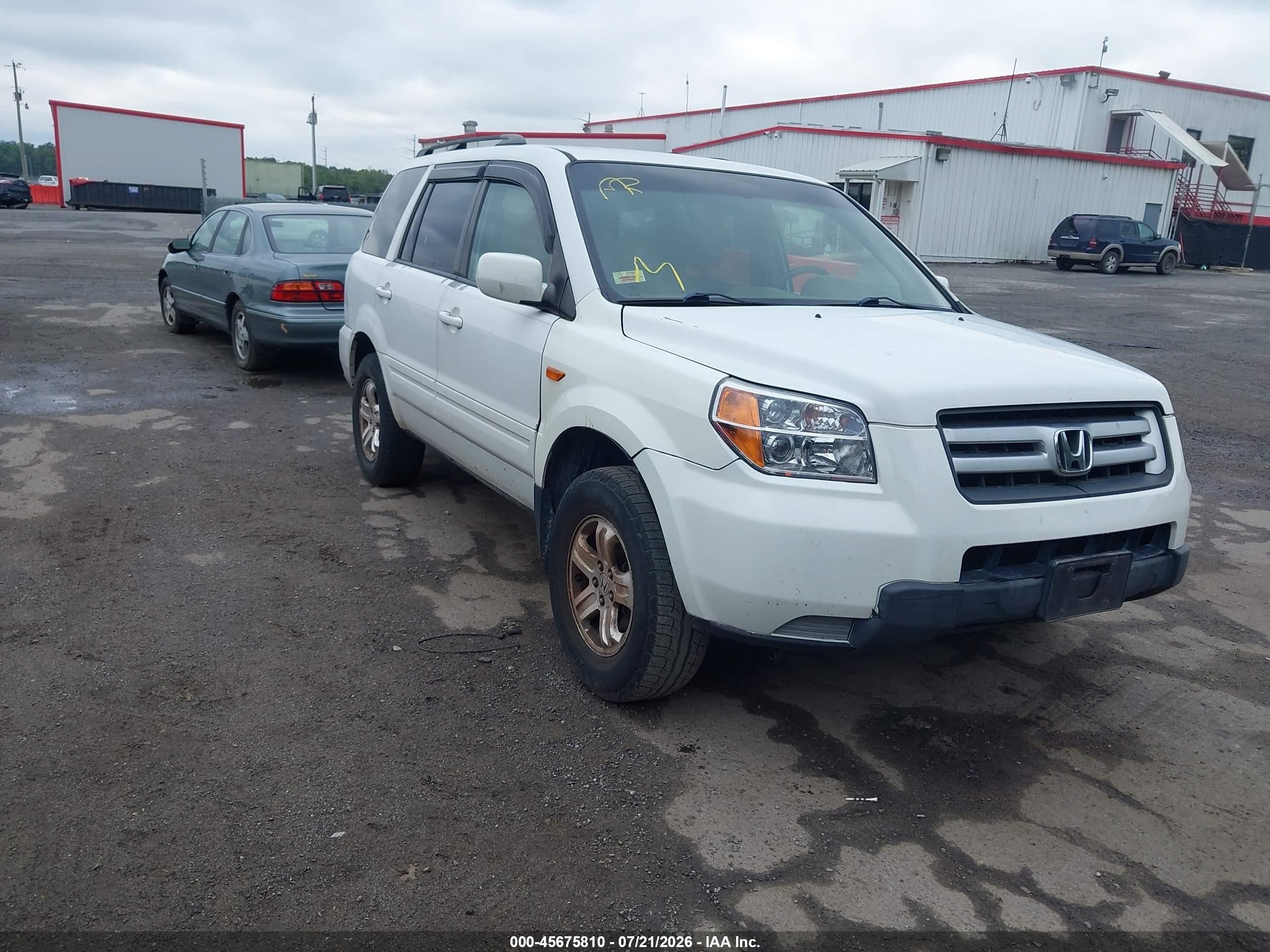 2008 Honda Pilot Vp White vin: 5FNYF18288B014321