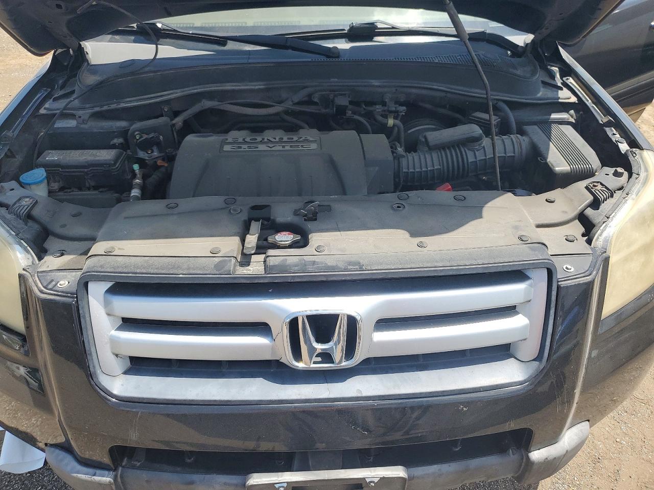 2008 Honda Pilot Vp Черный vin: 5FNYF182X8B042010