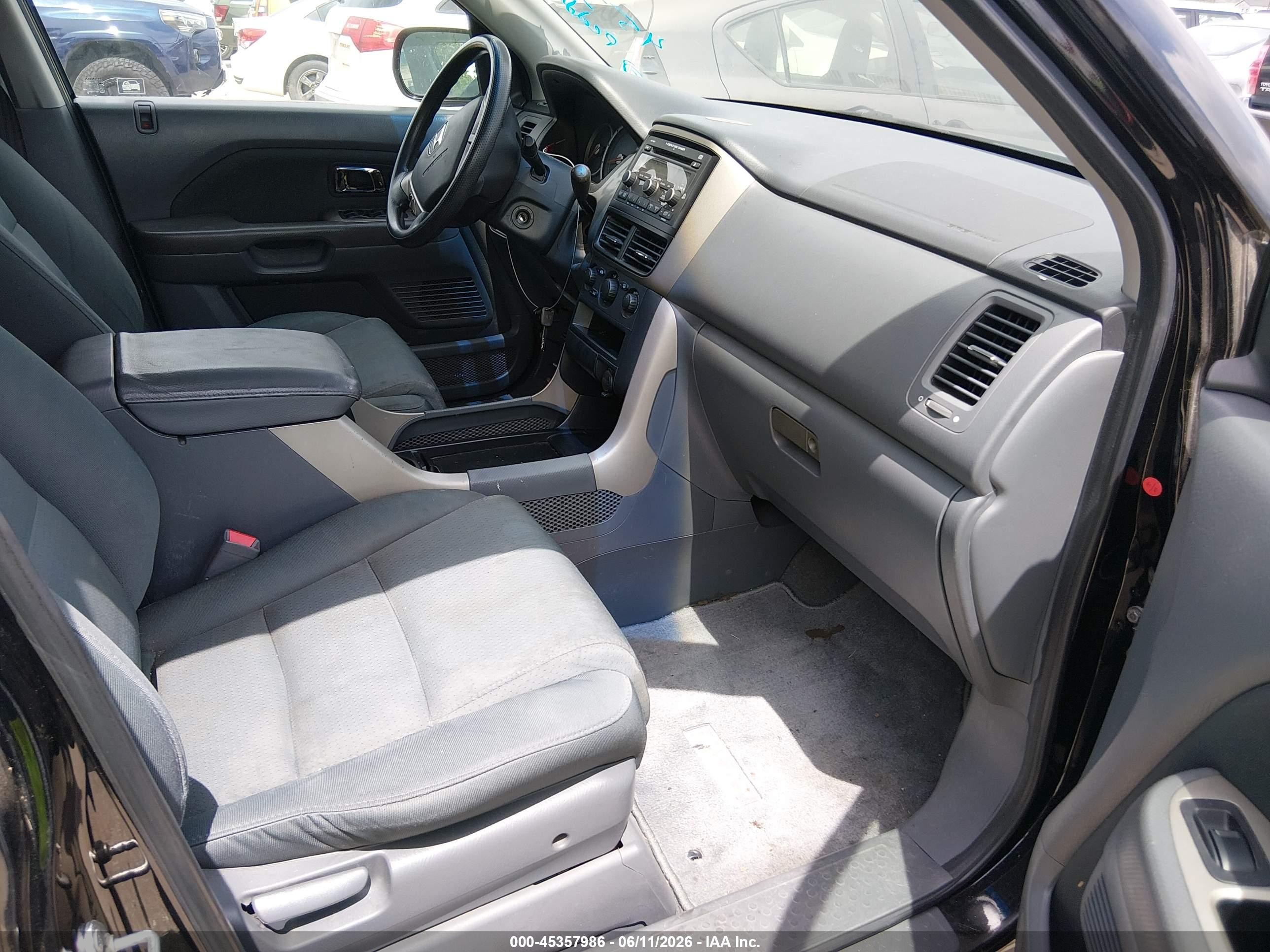 2008 Honda Pilot Vp Black vin: 5FNYF182X8B043125