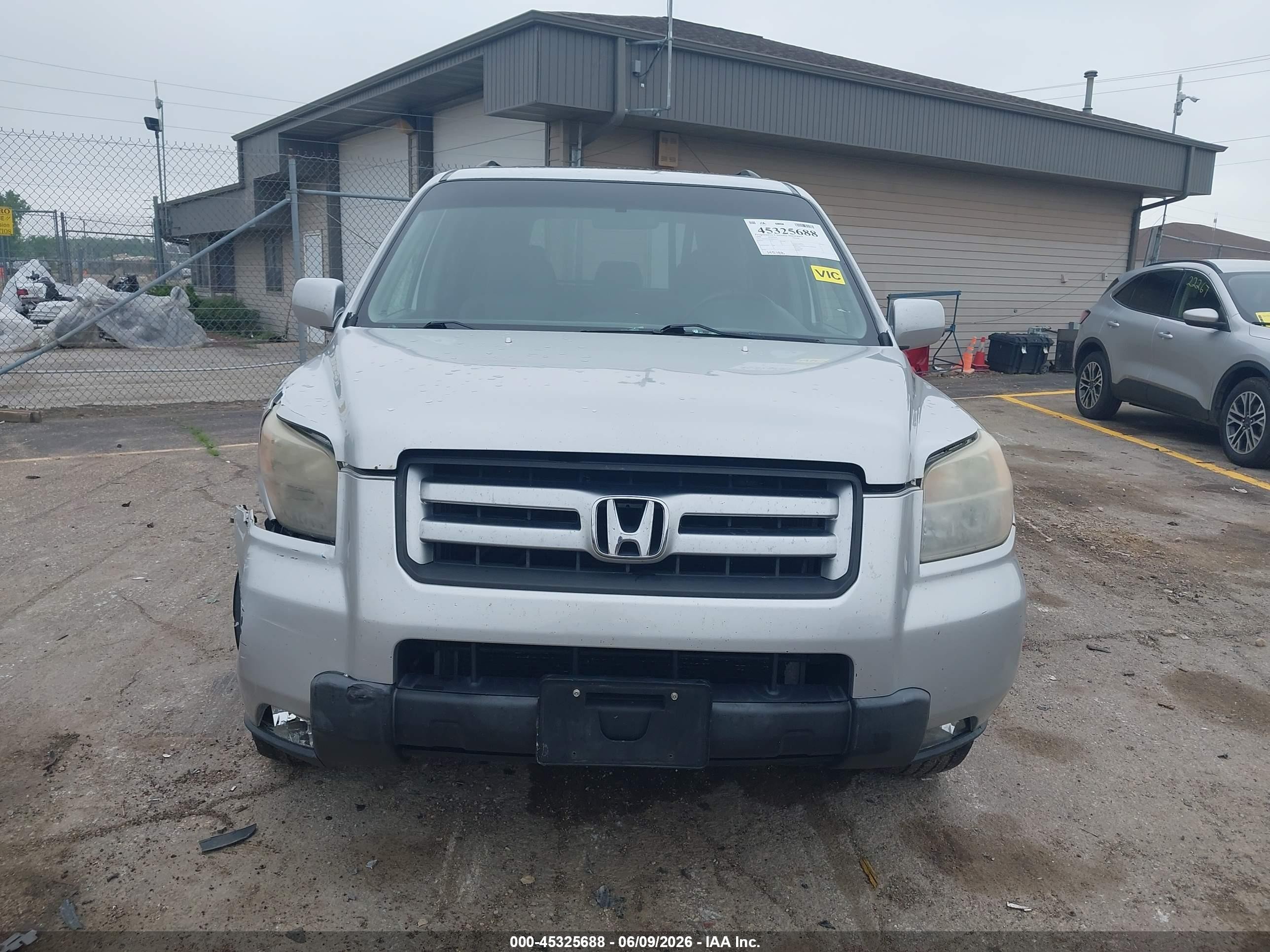 2008 Honda Pilot Se Silver vin: 5FNYF18308B052277