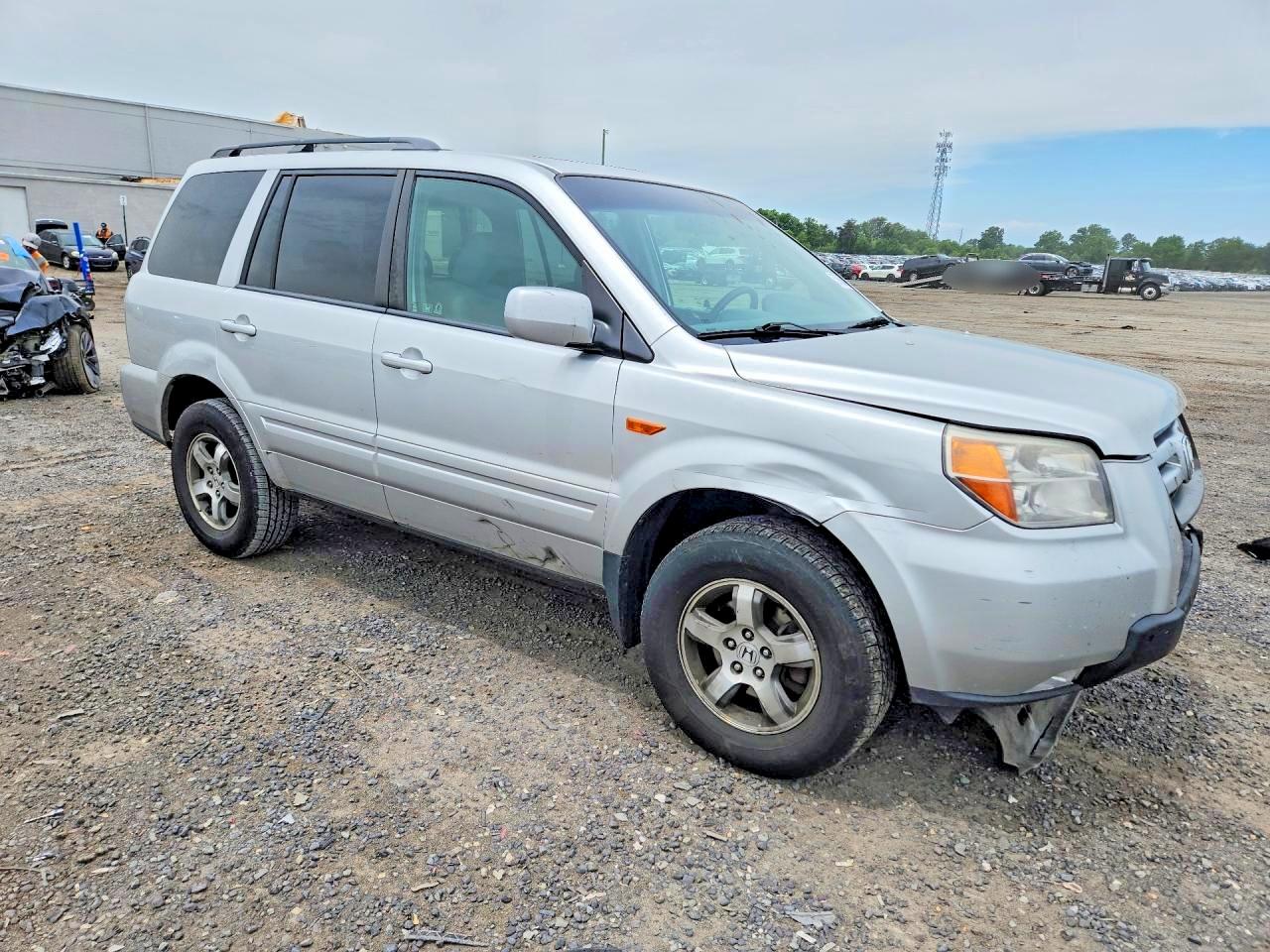 2008 Honda Pilot Se Silver vin: 5FNYF18318B016551