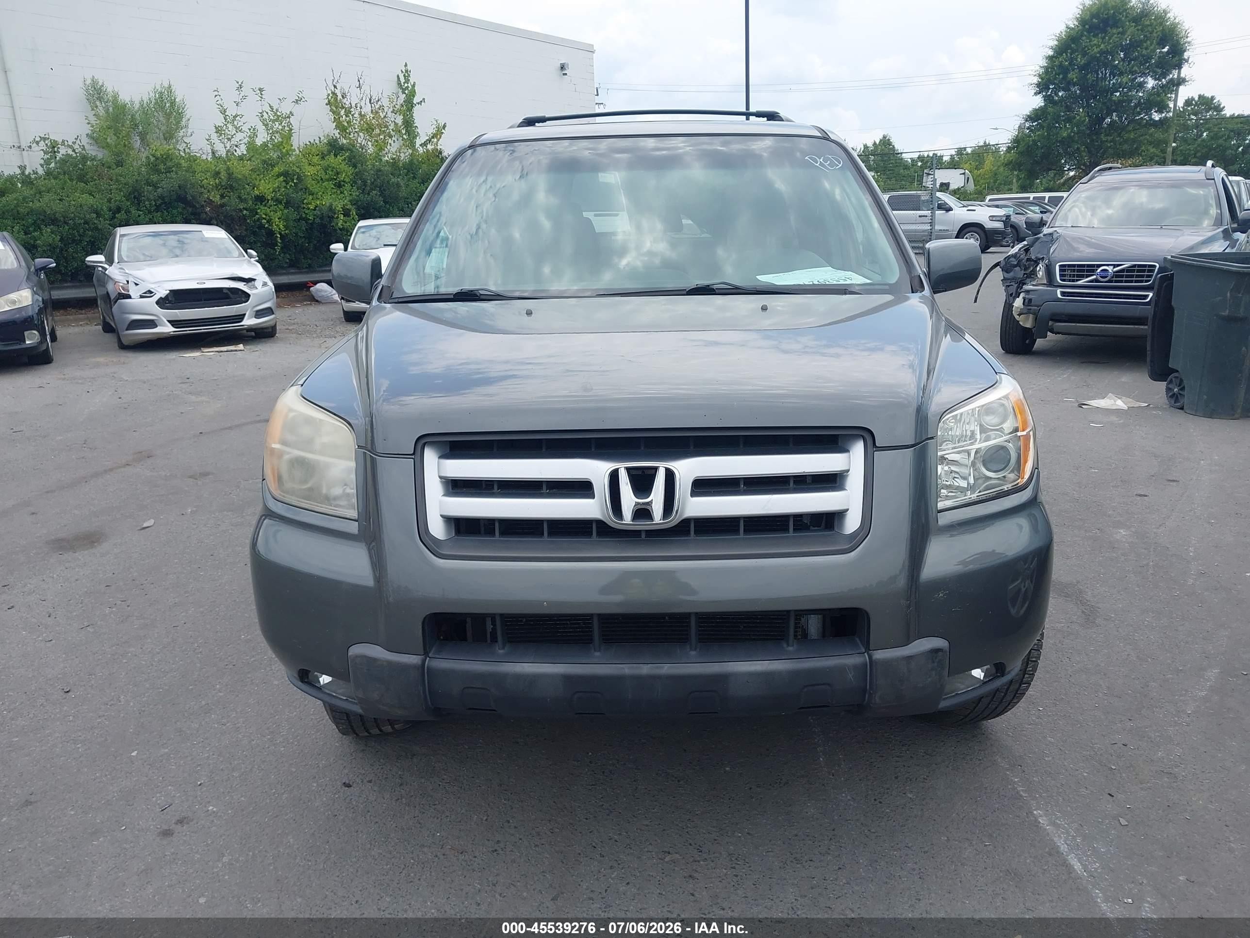 2008 Honda Pilot Se Gray vin: 5FNYF18328B029258