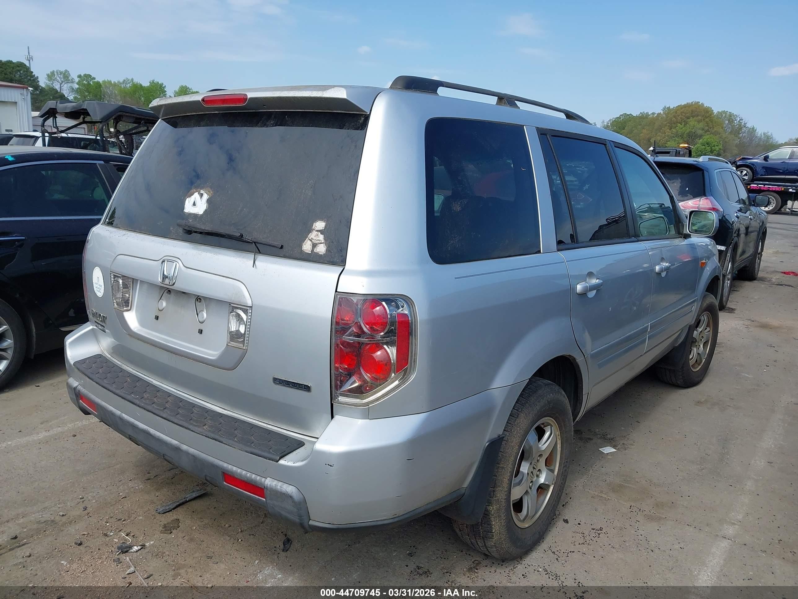2008 Honda Pilot Se Серебряный vin: 5FNYF18328B031639