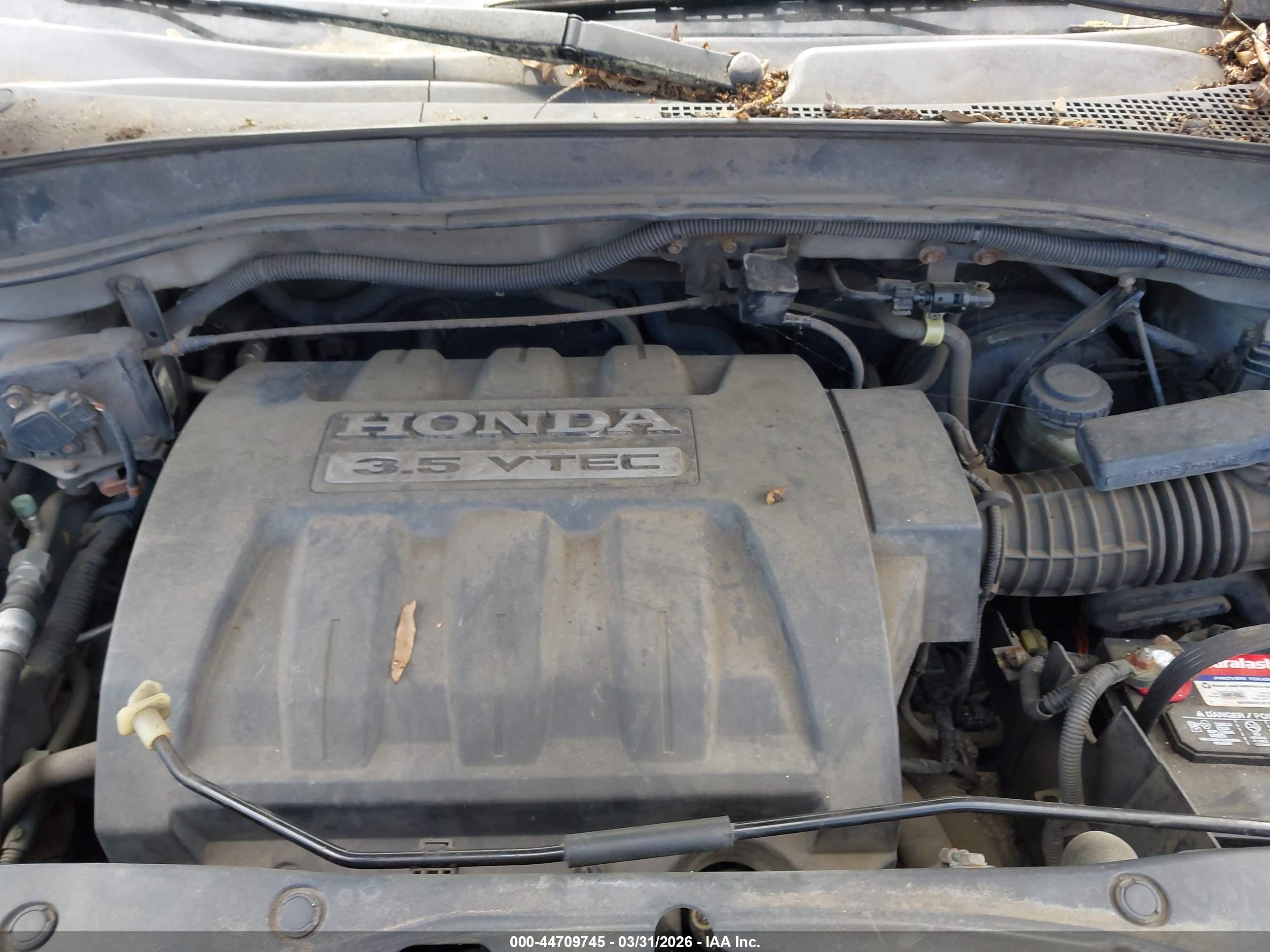 2008 Honda Pilot Se Серебряный vin: 5FNYF18328B031639