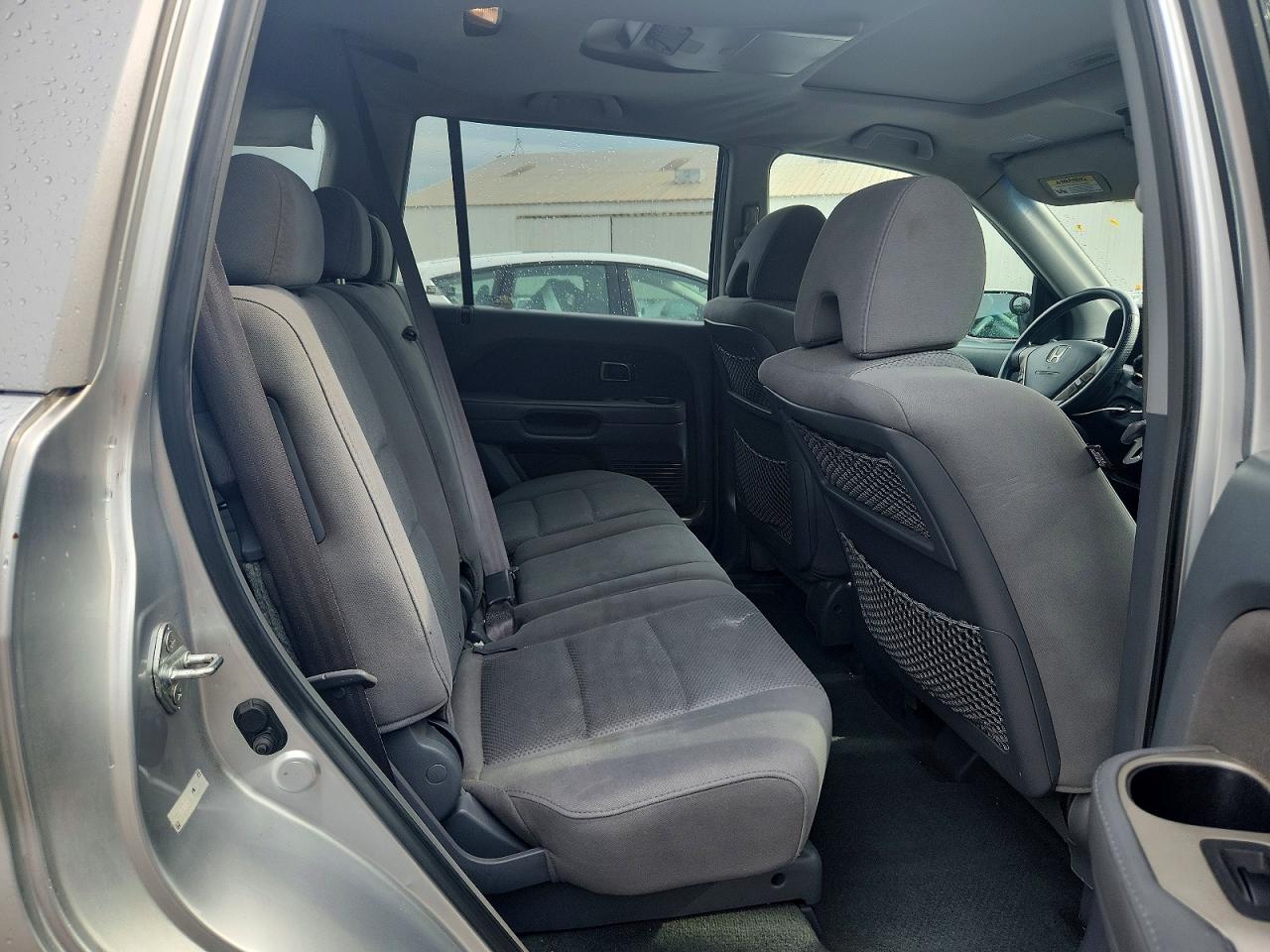 2008 Honda Pilot Se Silver vin: 5FNYF18378B034035