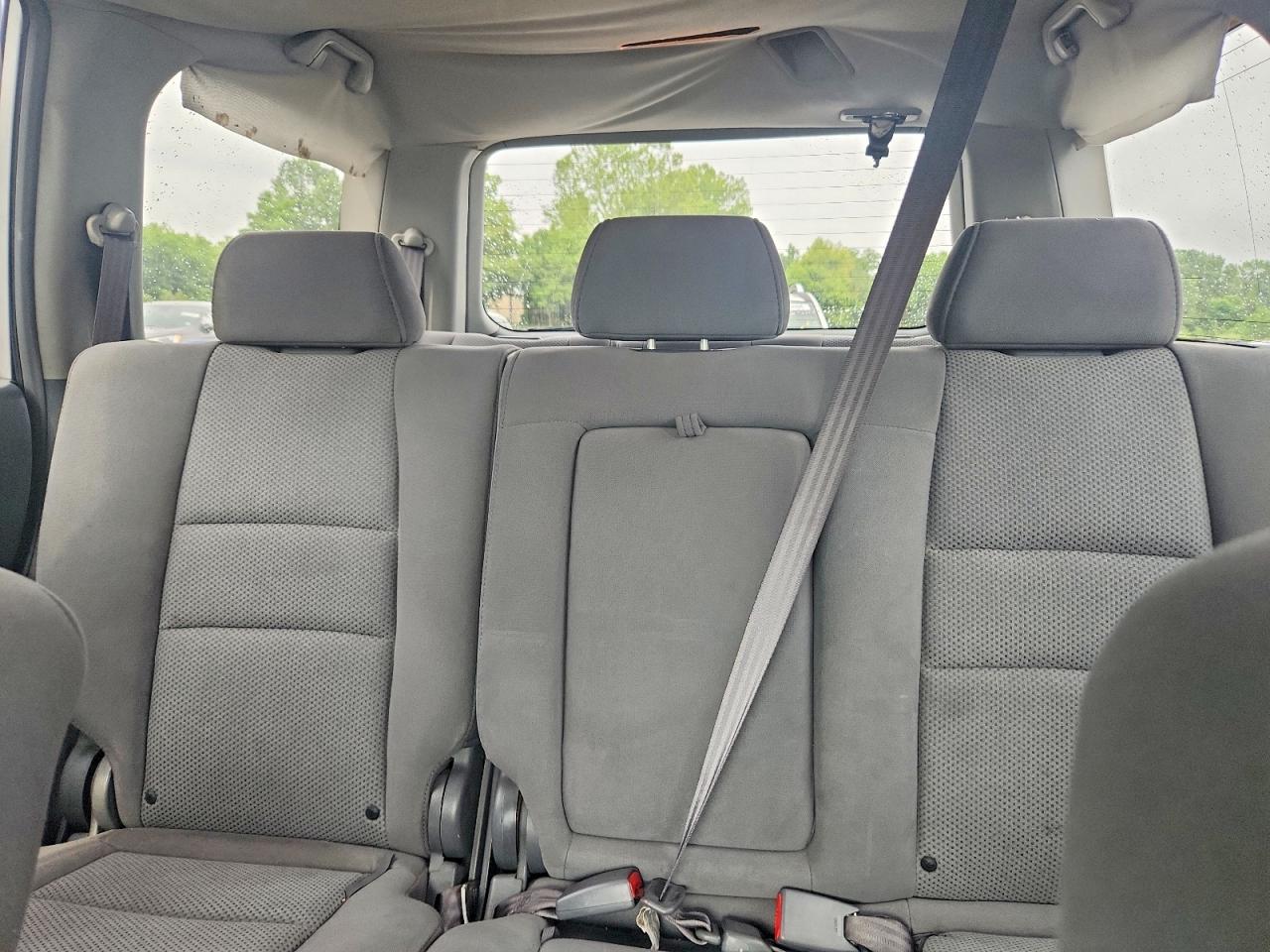 2008 Honda Pilot Se Silver vin: 5FNYF18378B034035