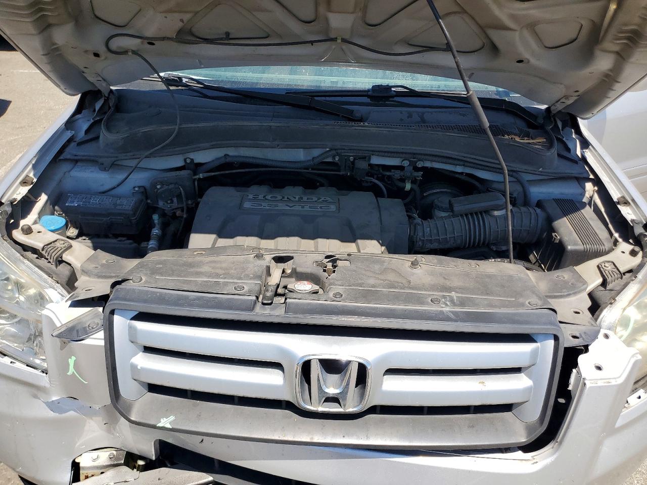 2008 Honda Pilot Se Silver vin: 5FNYF18398B023148