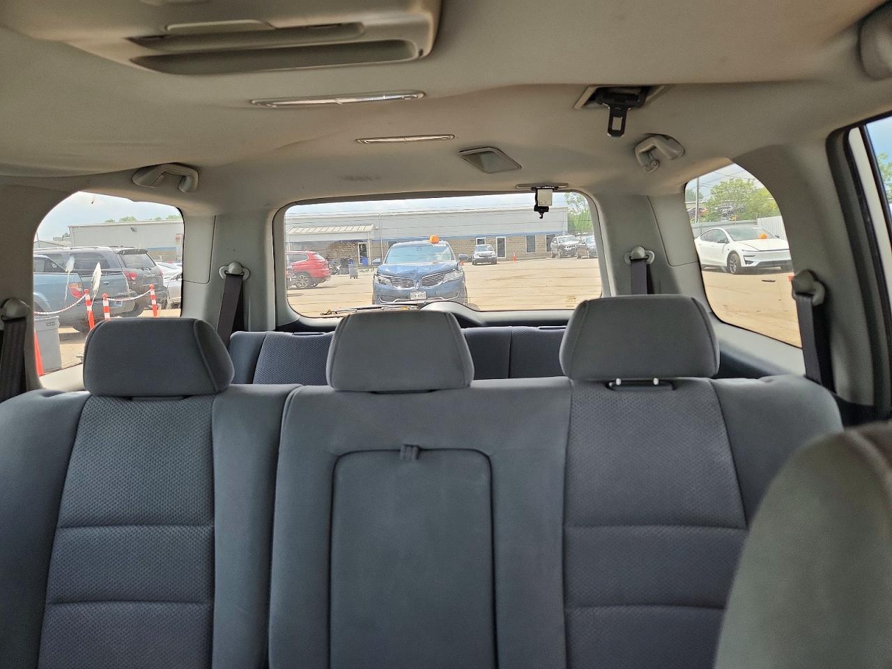 2008 Honda Pilot Se Silver vin: 5FNYF183X8B009422