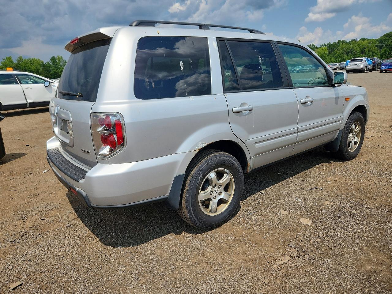 2008 Honda Pilot Se Silver vin: 5FNYF183X8B009422
