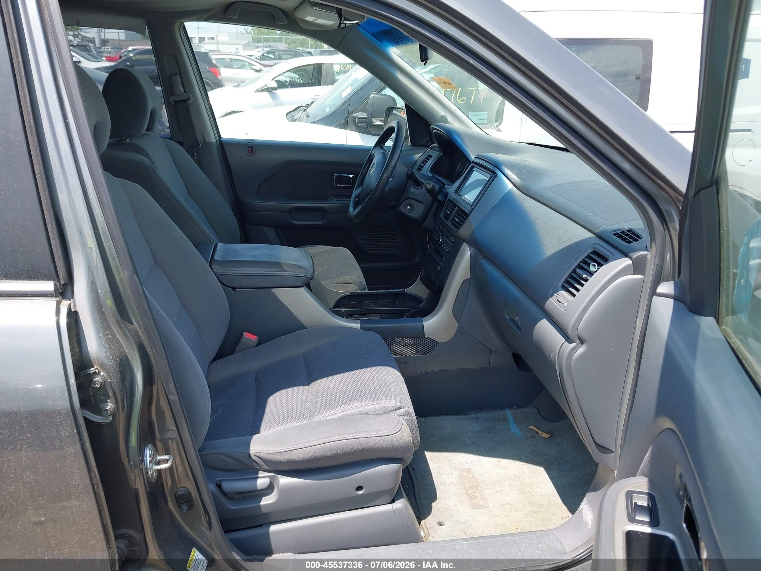 2008 Honda Pilot Se Gray vin: 5FNYF183X8B045661