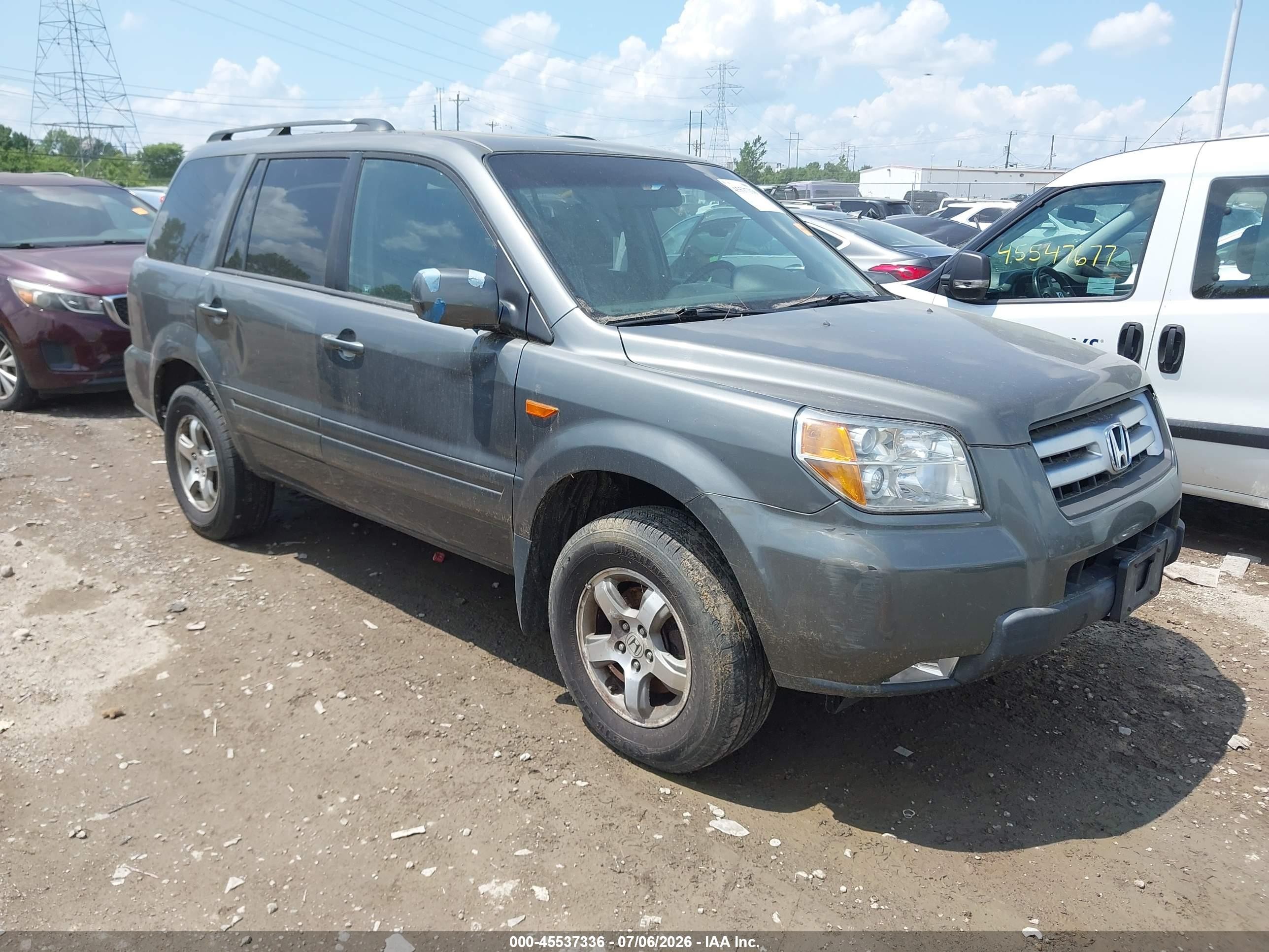 2008 Honda Pilot Se Gray vin: 5FNYF183X8B045661