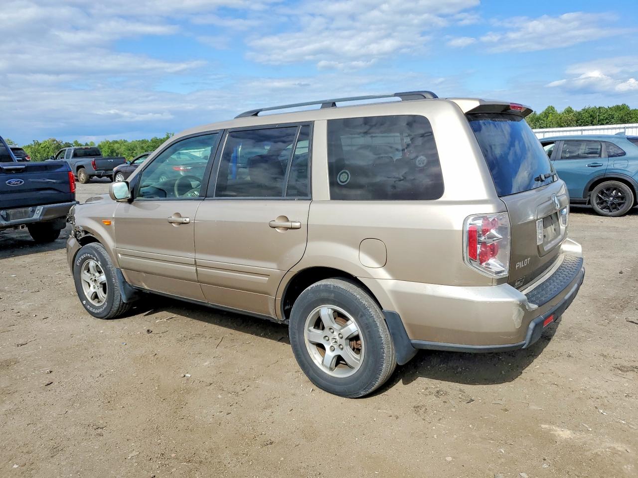 2006 Honda Pilot Ex Gold vin: 5FNYF18406B018376